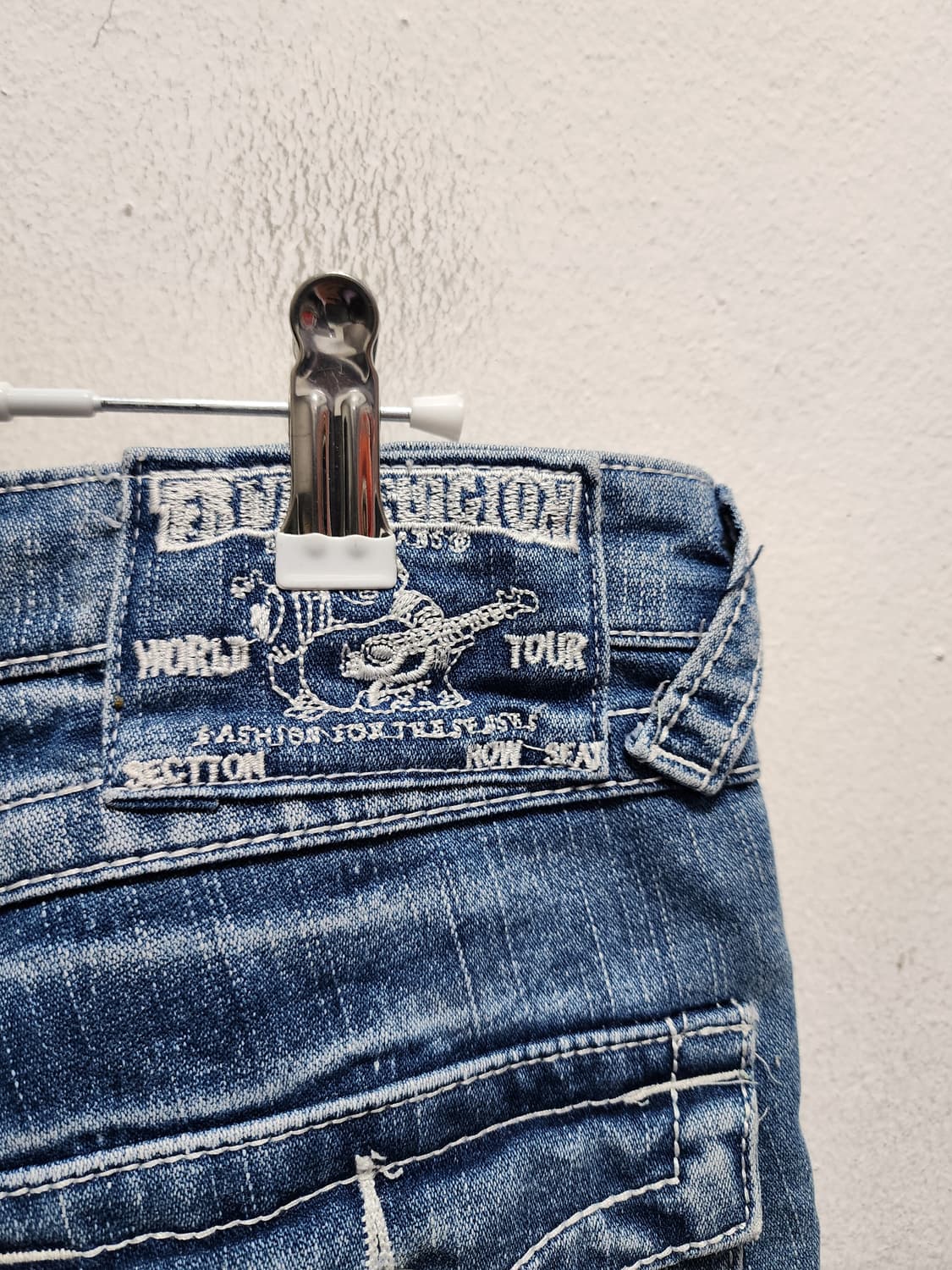 트루릴리젼 백로고 부츠컷 벨보텀 팬츠 상품이미지4