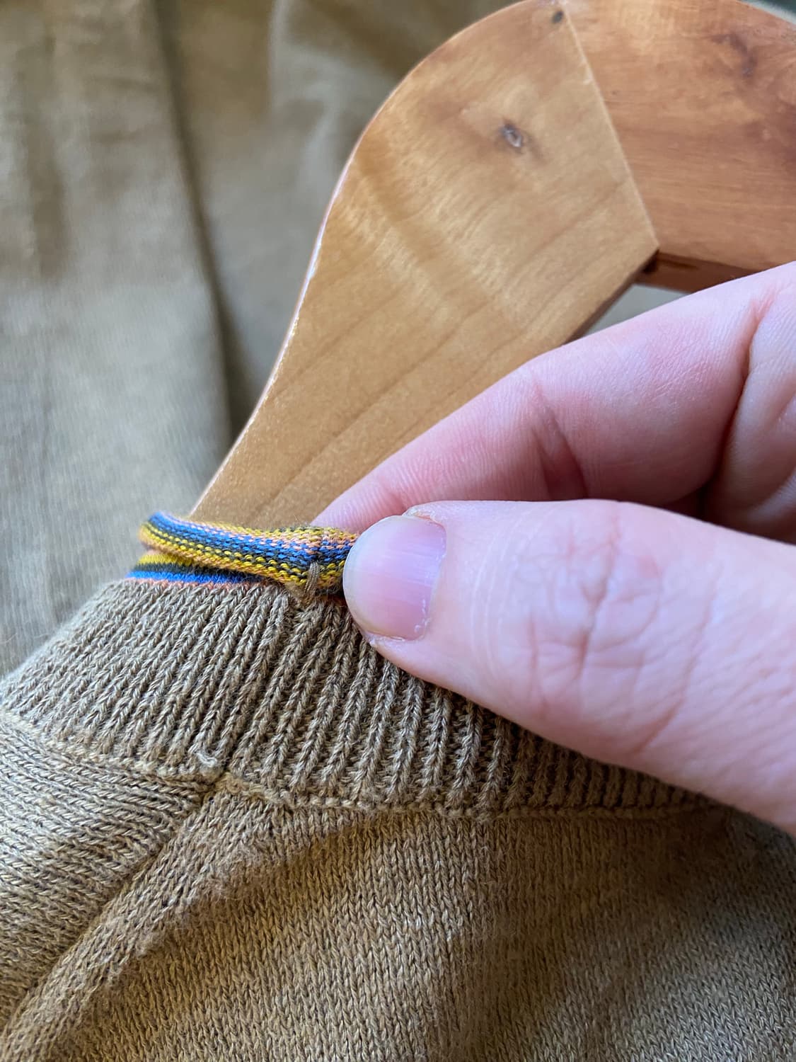 Uniqlo JW앤더슨 브라운 반팔니트 상품이미지6