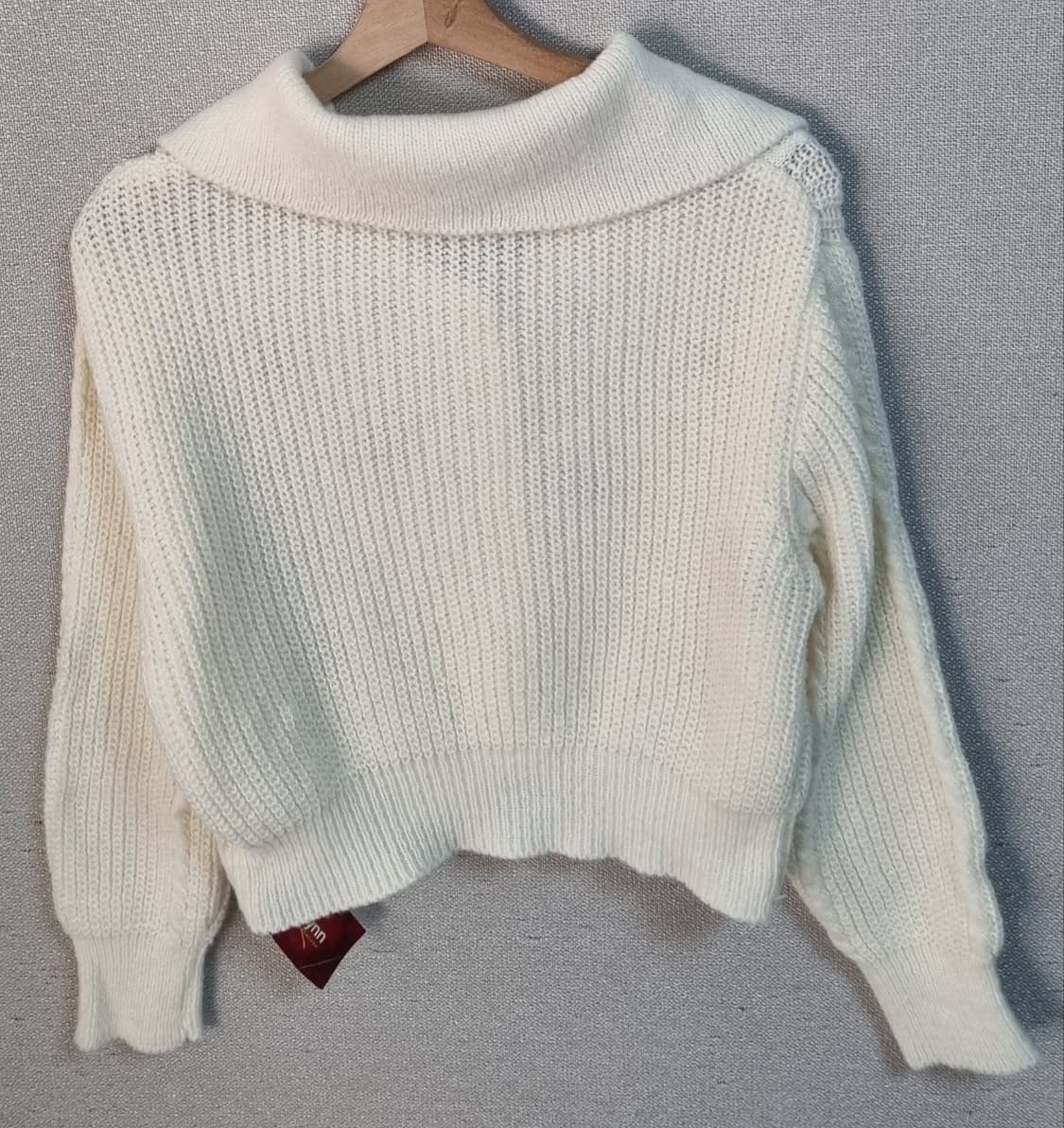 새상품) 실측 L (77) 화이트 자수 크롭 니트 가디건 상품이미지2