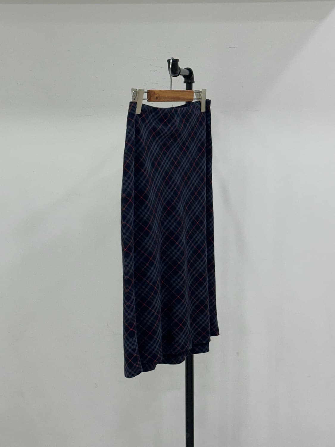 버버리 체크 스커트 상품이미지2