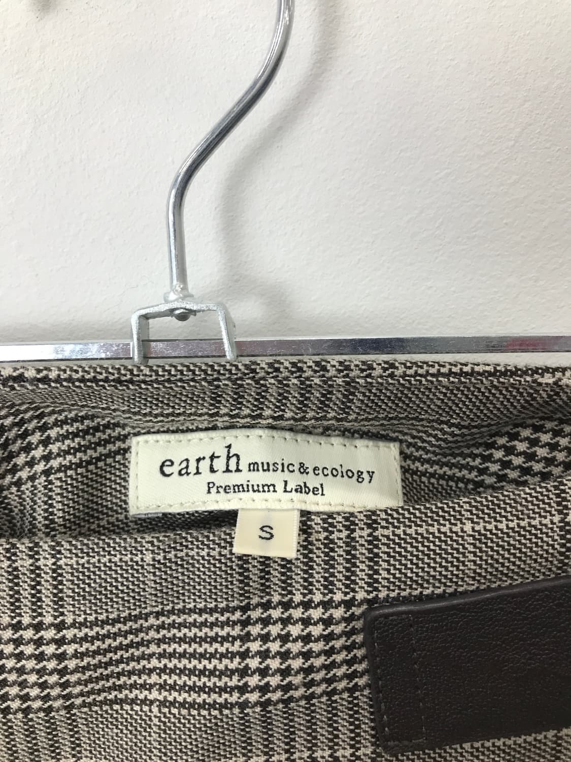 earth music Label Belted Plaid Skirt 상품이미지6