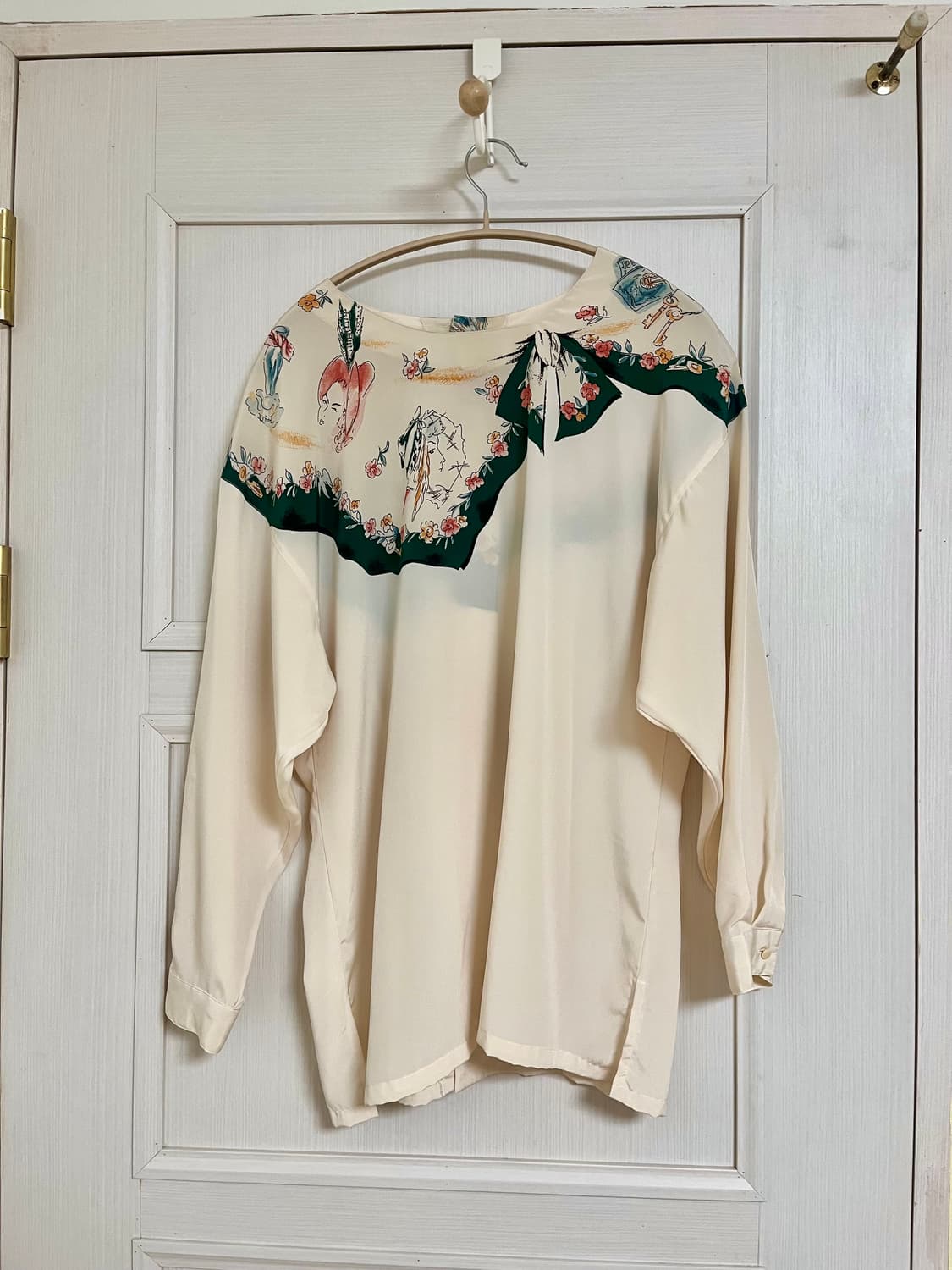 아이보리 빈티지 패턴 블라우스 상품이미지2