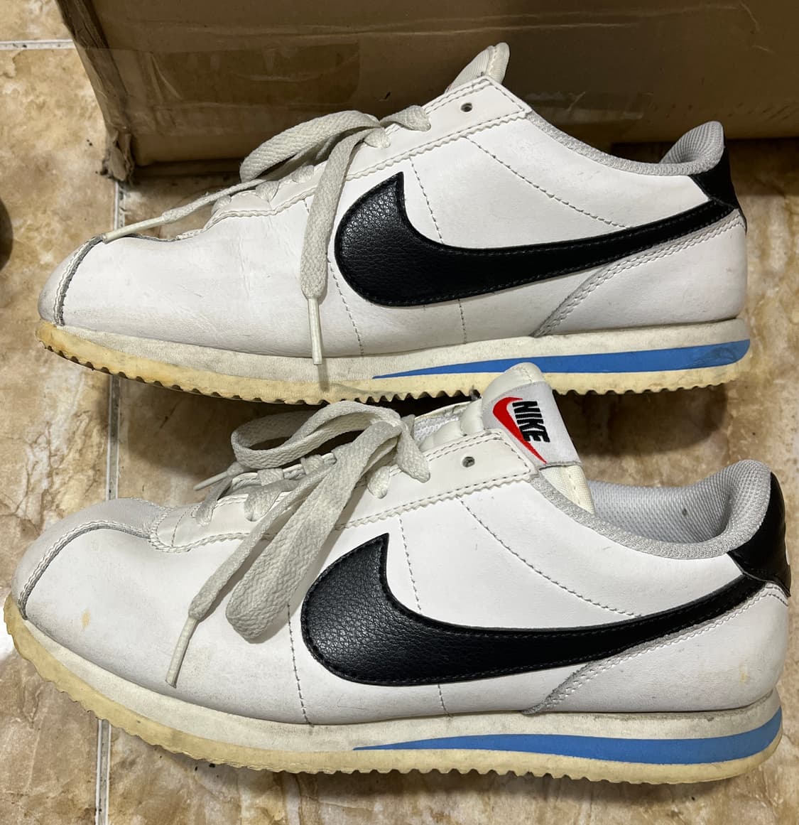 [나이키 Nike] (W) 나이키 코르테즈 화이트 앤 블랙 (245) 상품이미지4