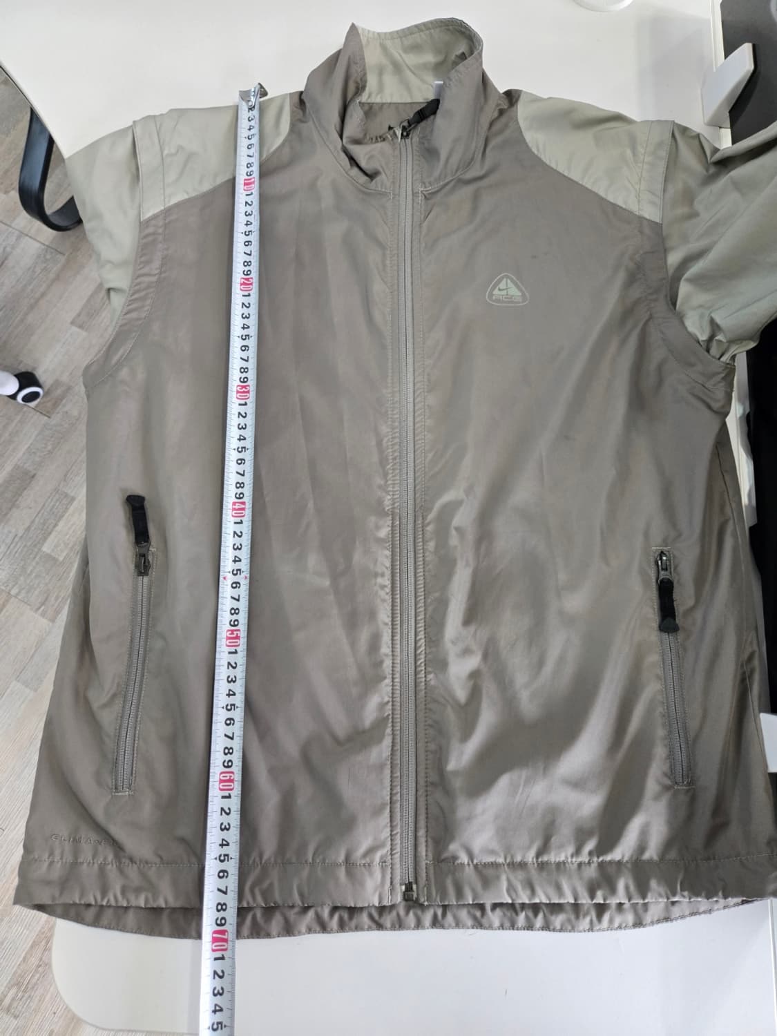 나이키 ACG 바람막이 베이지 색상 100사이즈 상품이미지7