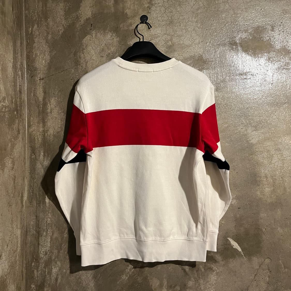 헤지스 라운드 니트 상품이미지4