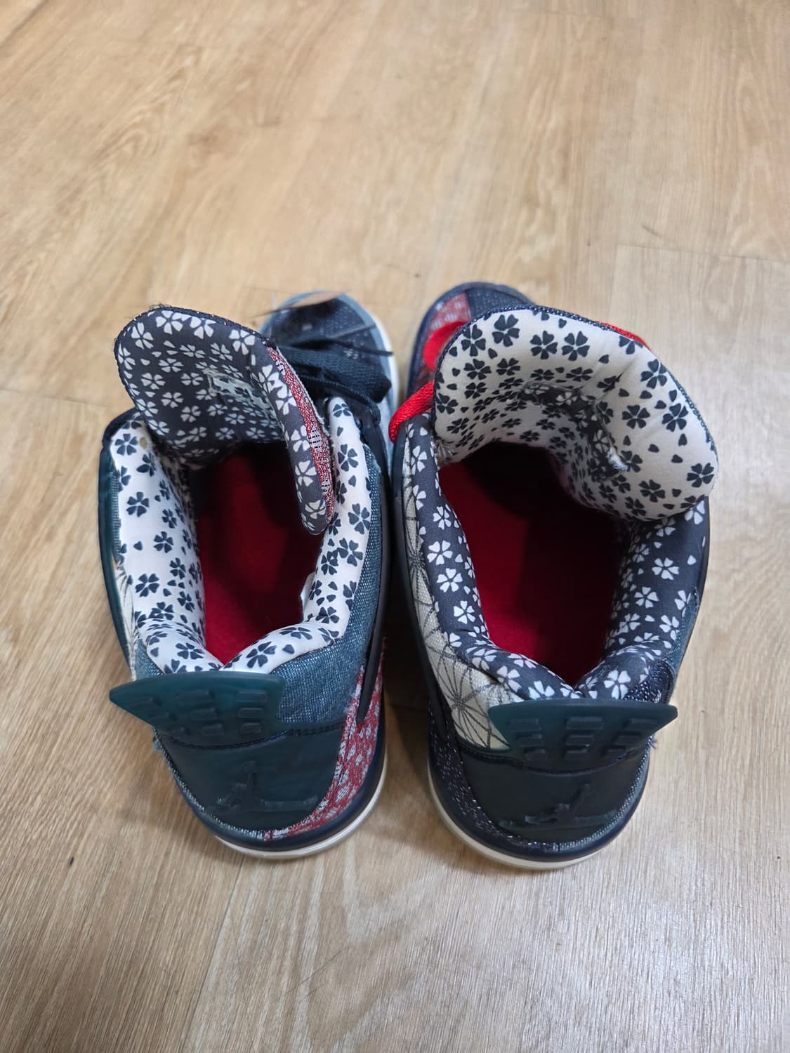 나이키 에어조던4 사시코 상품이미지3