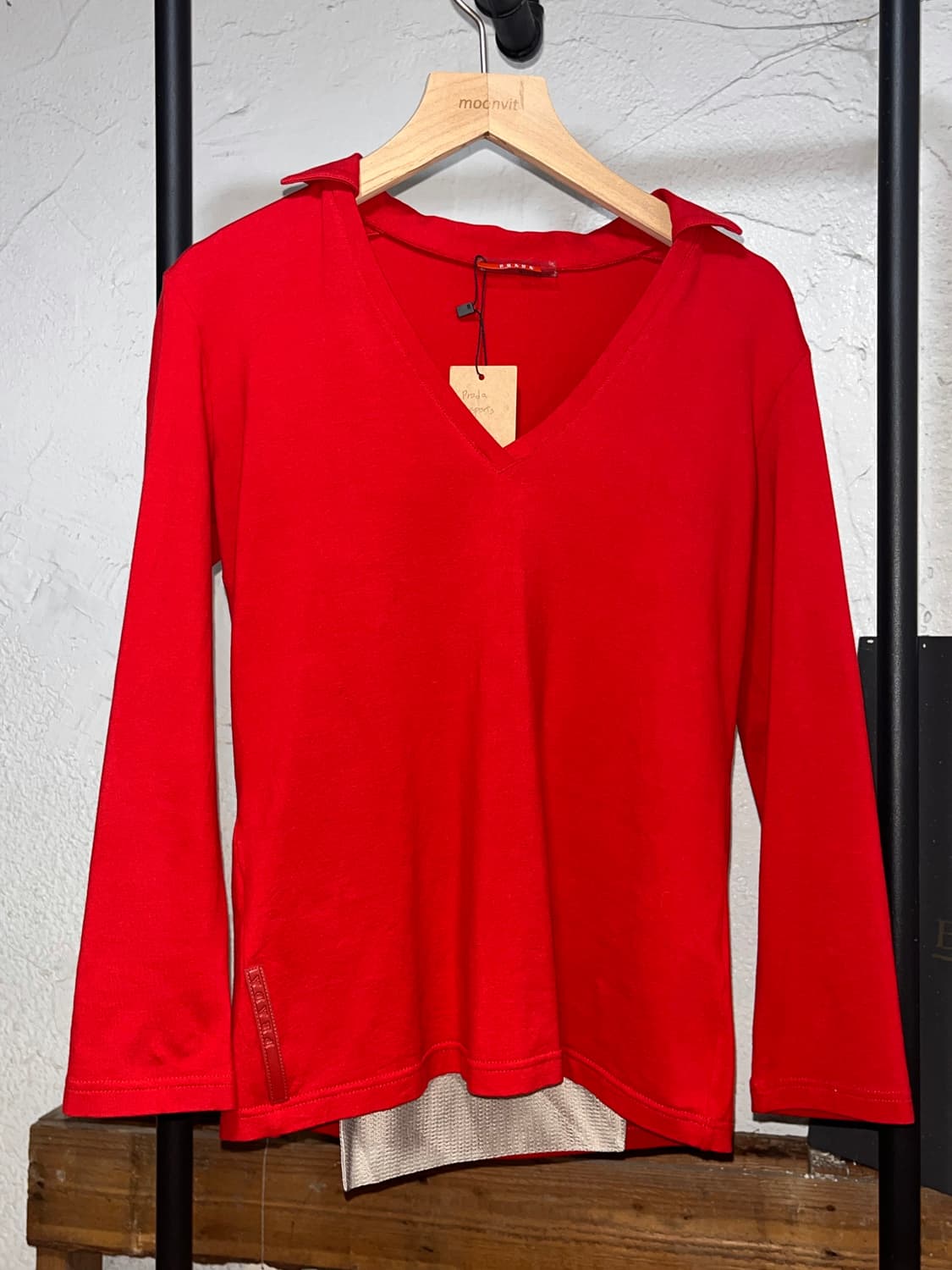 Prada spots v-neck collar knit 상품이미지1