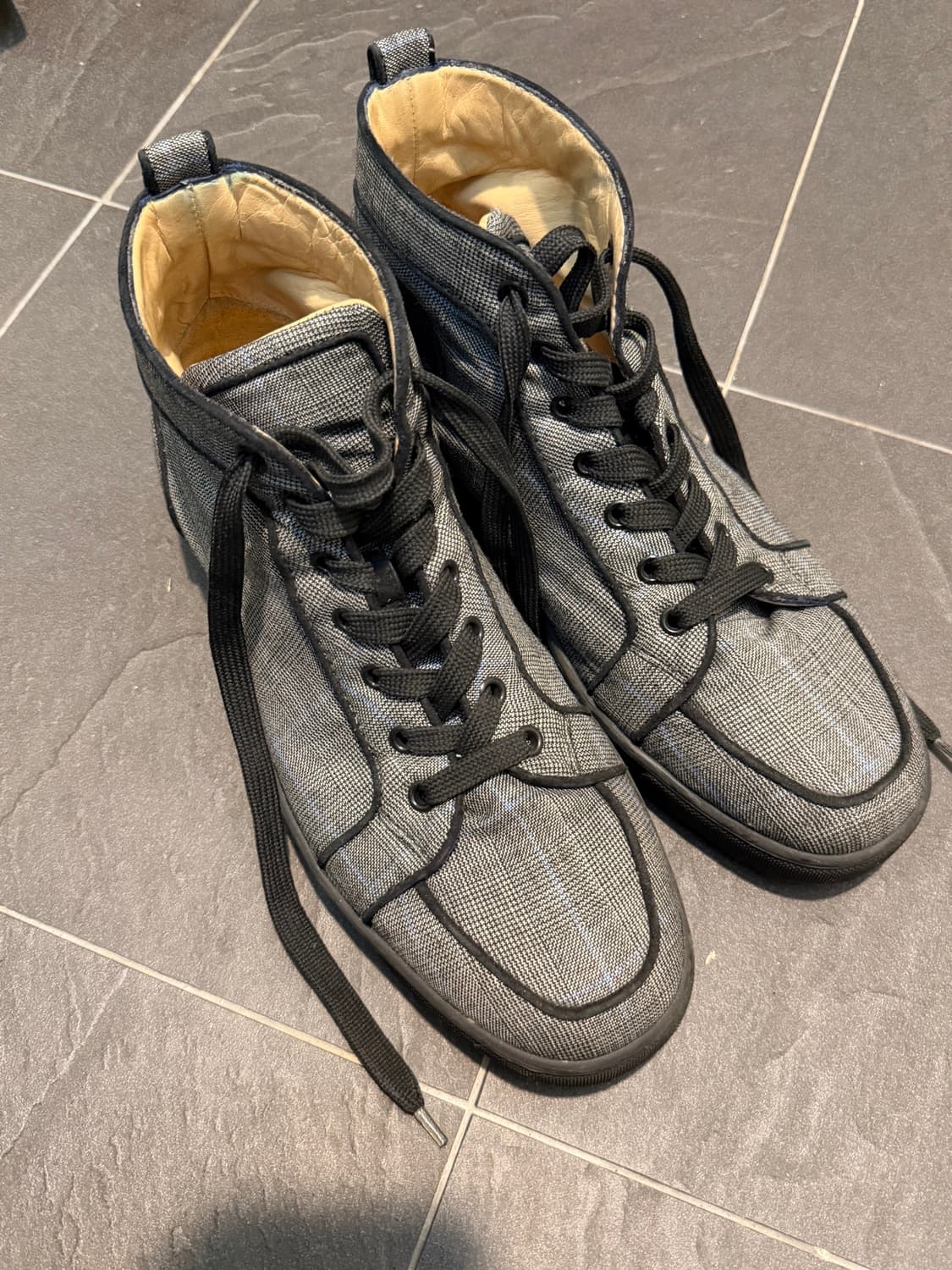 크리스찬 루부탱(Christian Louboutin)  'Louis' 하 상품이미지1