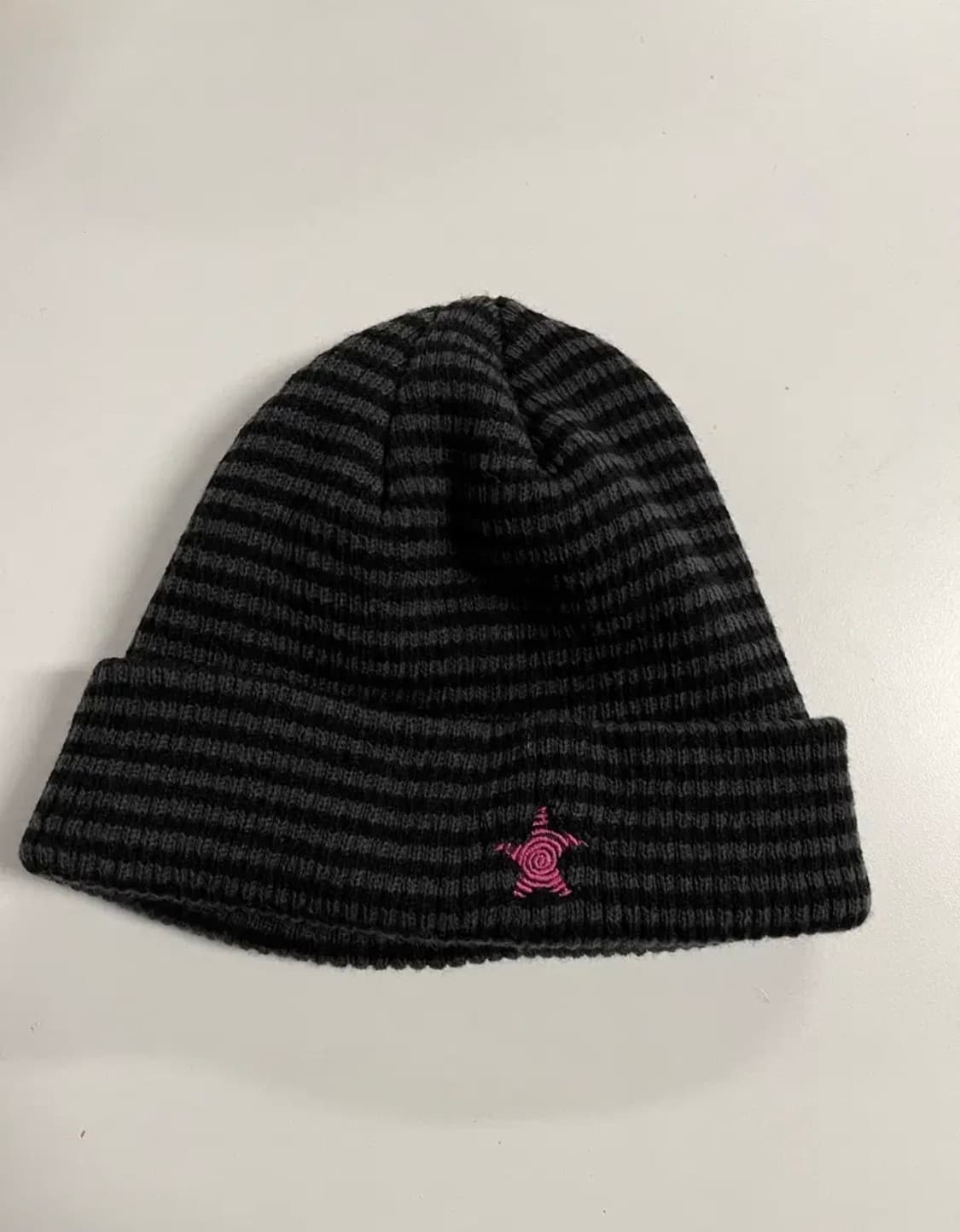 웹하우스 스트라이프 챠콜블랙 비니 상품이미지1