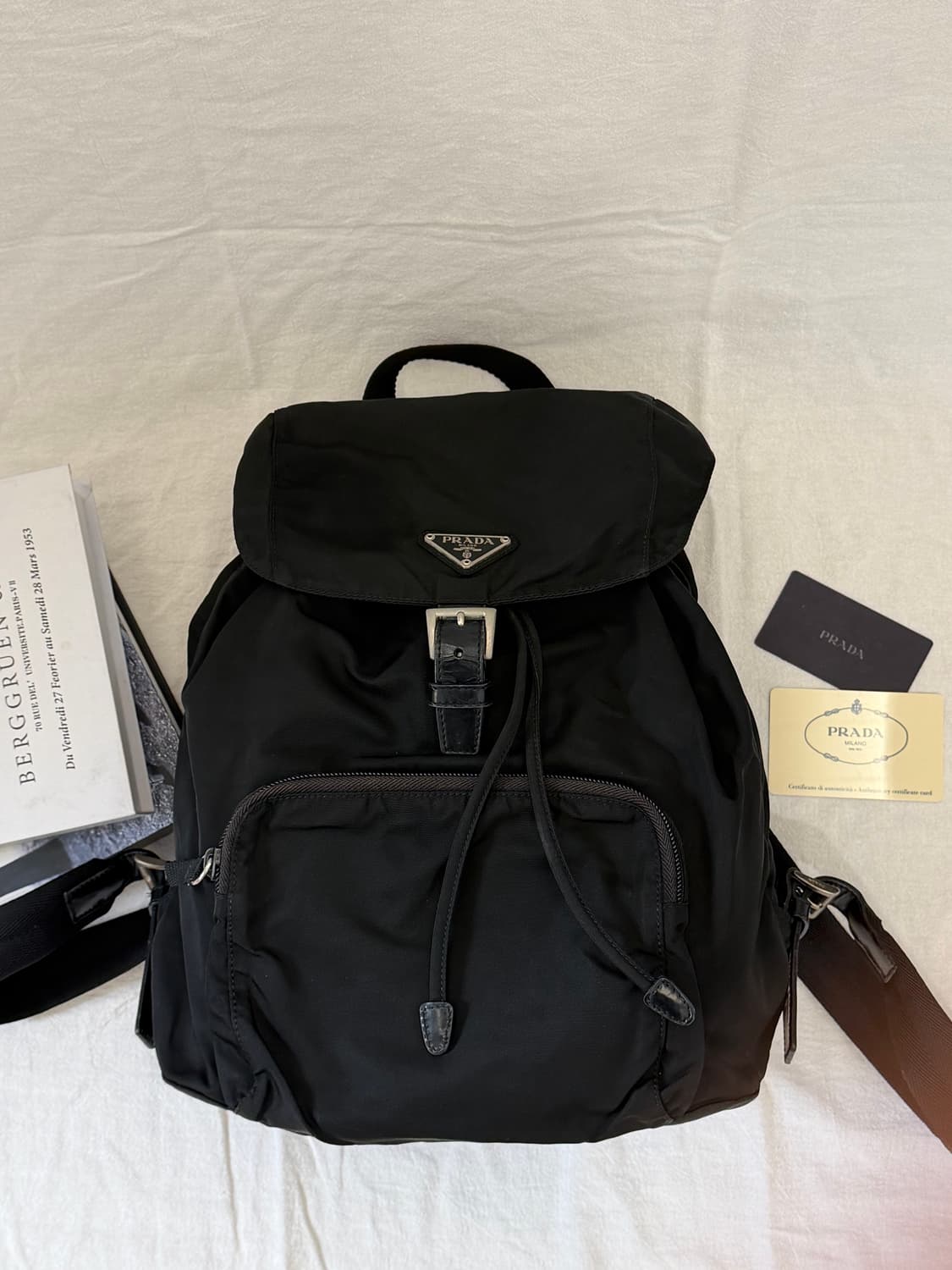 정품 프라다 포코노 나일론 원포켓 백팩 미디움 상품이미지4