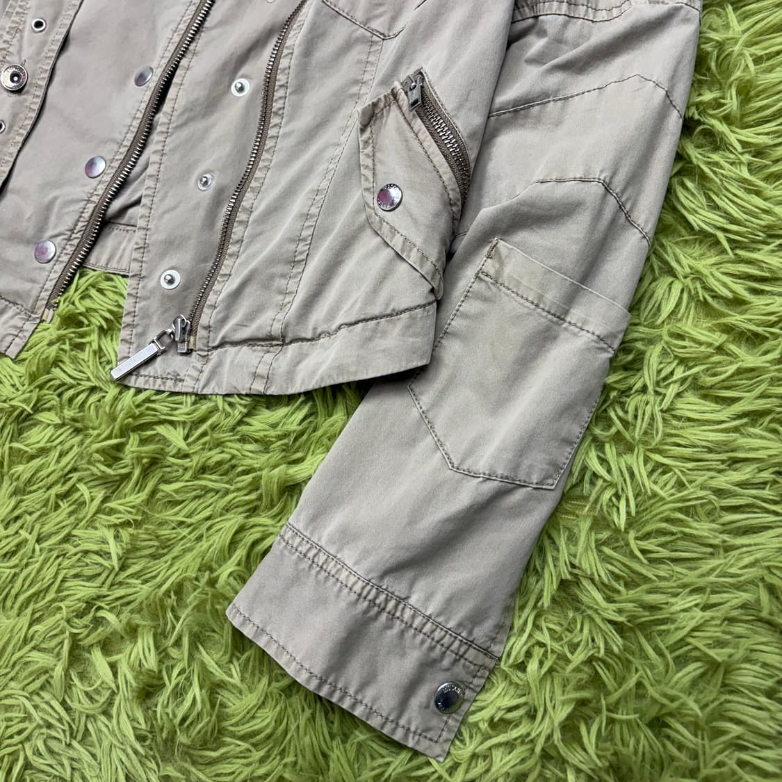 모스키노 디컨스트럭티드 유틸리티 자켓 상품이미지4