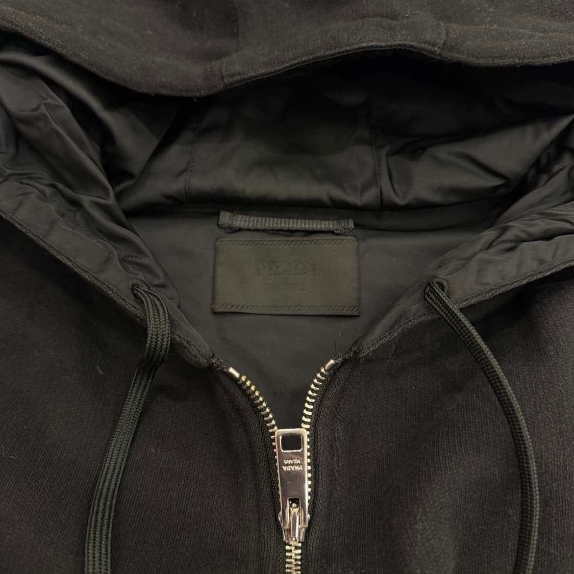 프라다 리나일론 후디집업 상품이미지3