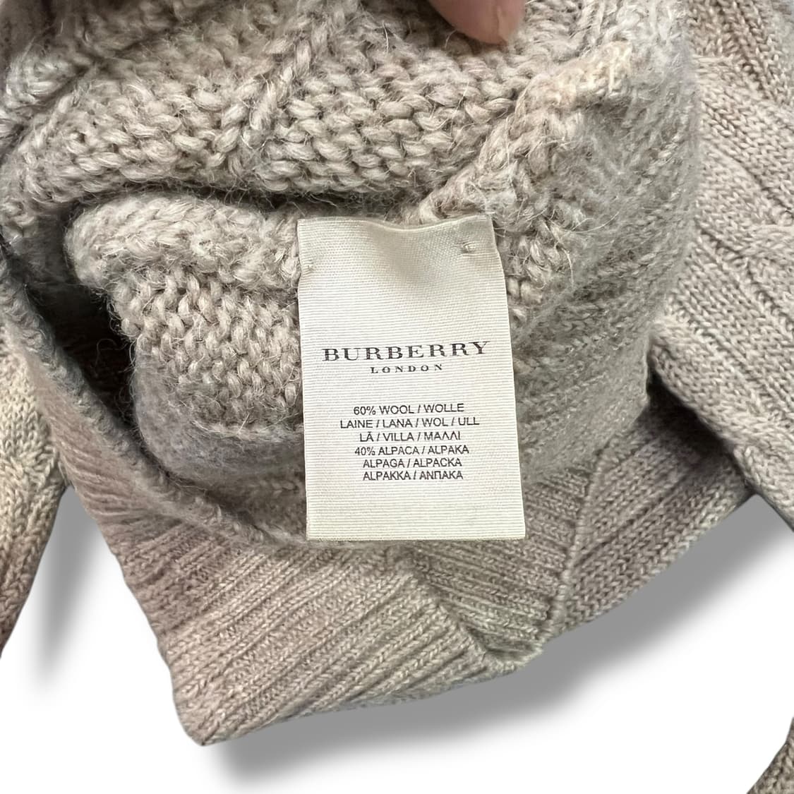  버버리 브이넥 케이블 니트 +명품감정서 y14282 상품이미지8