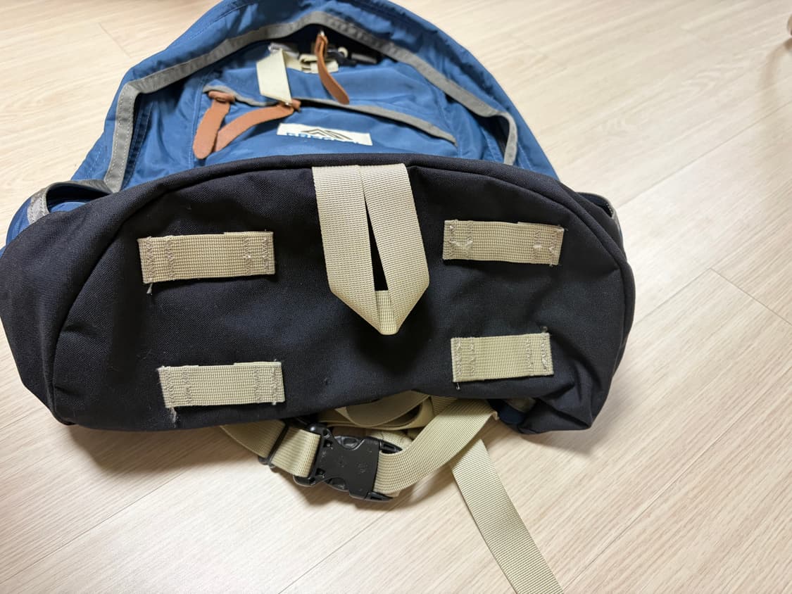 그레고리 x 디스이즈네버댓 데이팩 라이트 네이비 상품이미지4