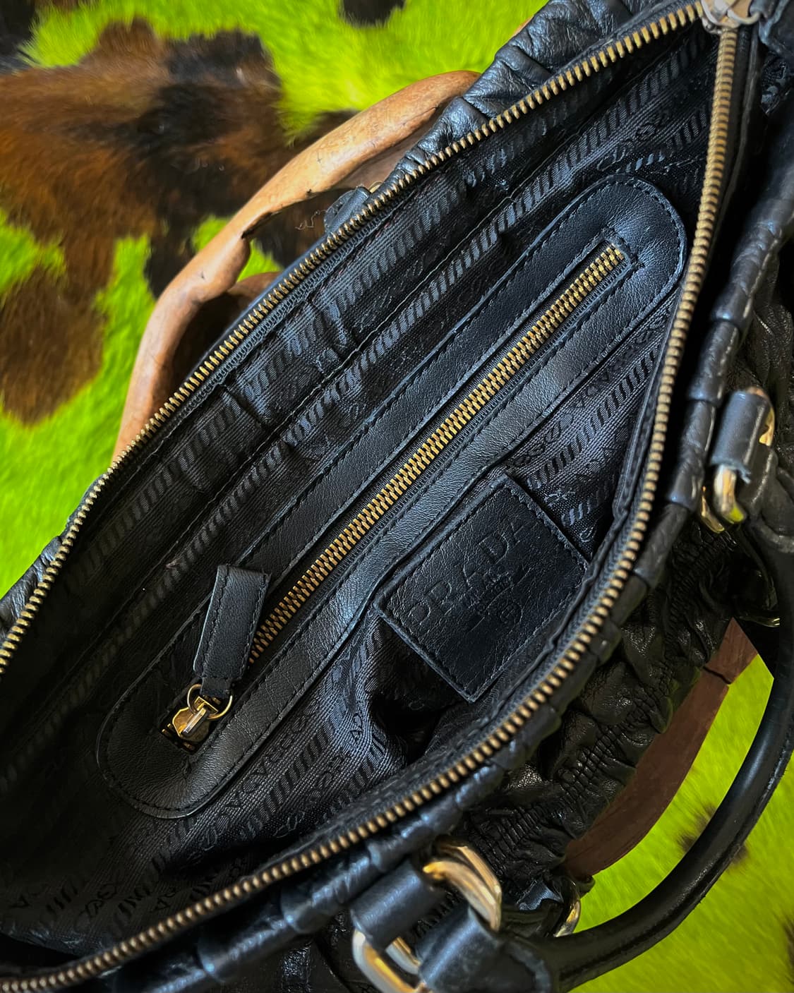 00s Old PRADA Archive Nappa Leather Bag 상품이미지10