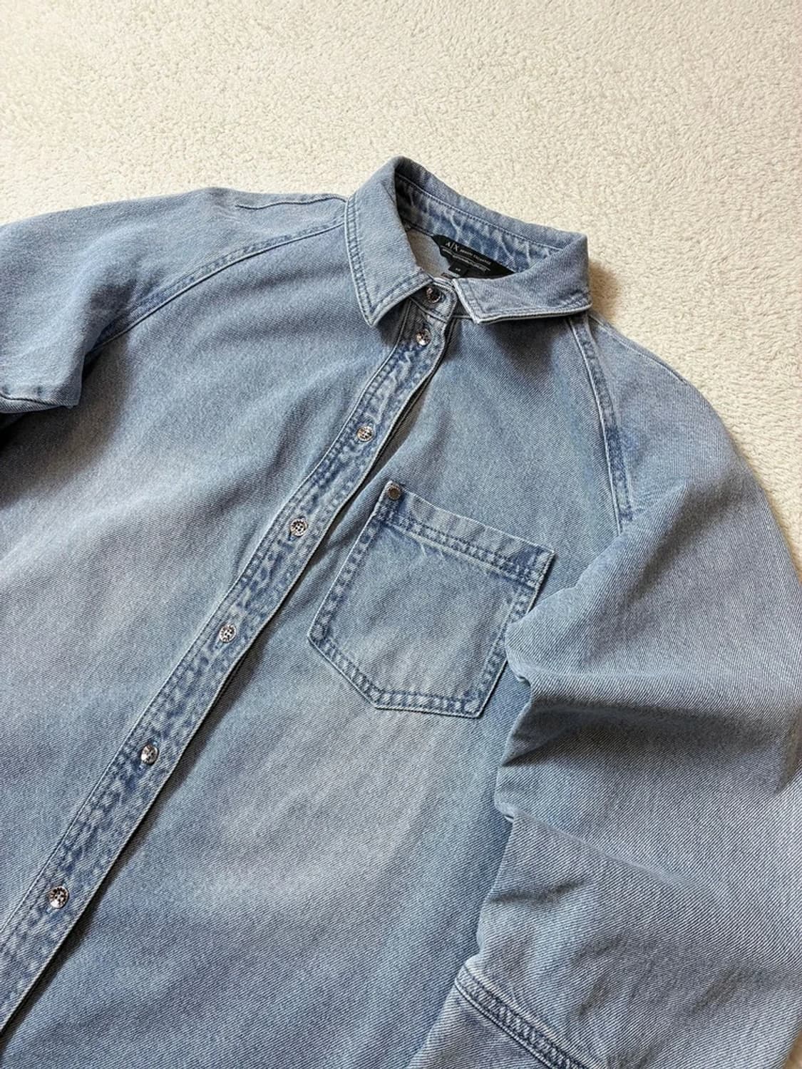 아르마니 익스체인지 커프스 디테일 데님 셔츠 PN6847 상품이미지2