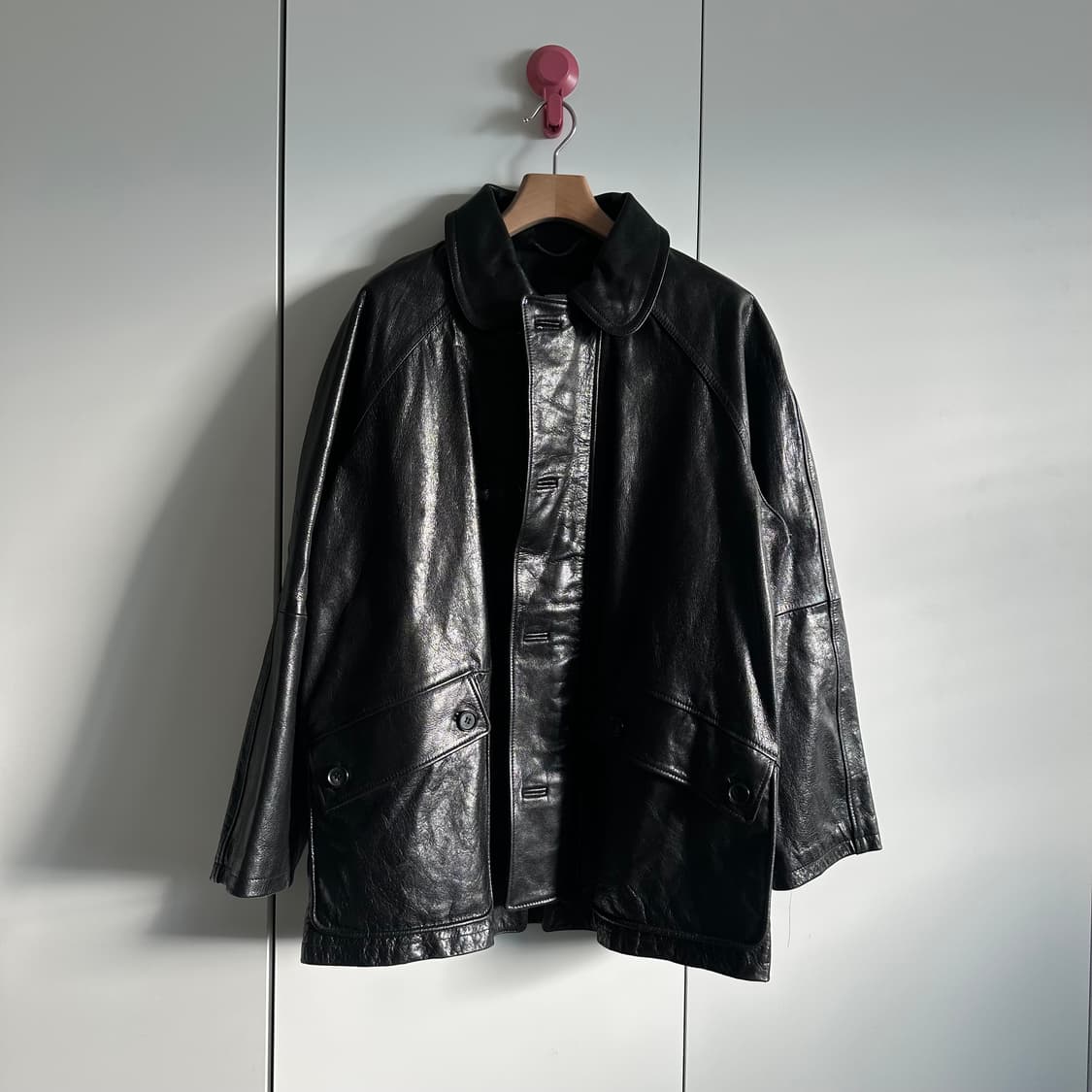 CP컴퍼니 고트스킨 라운드카라 레더자켓 상품이미지1