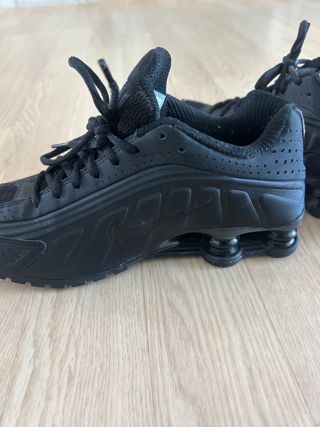 (W) 나이키 샥스 R4 블랙 상품이미지6