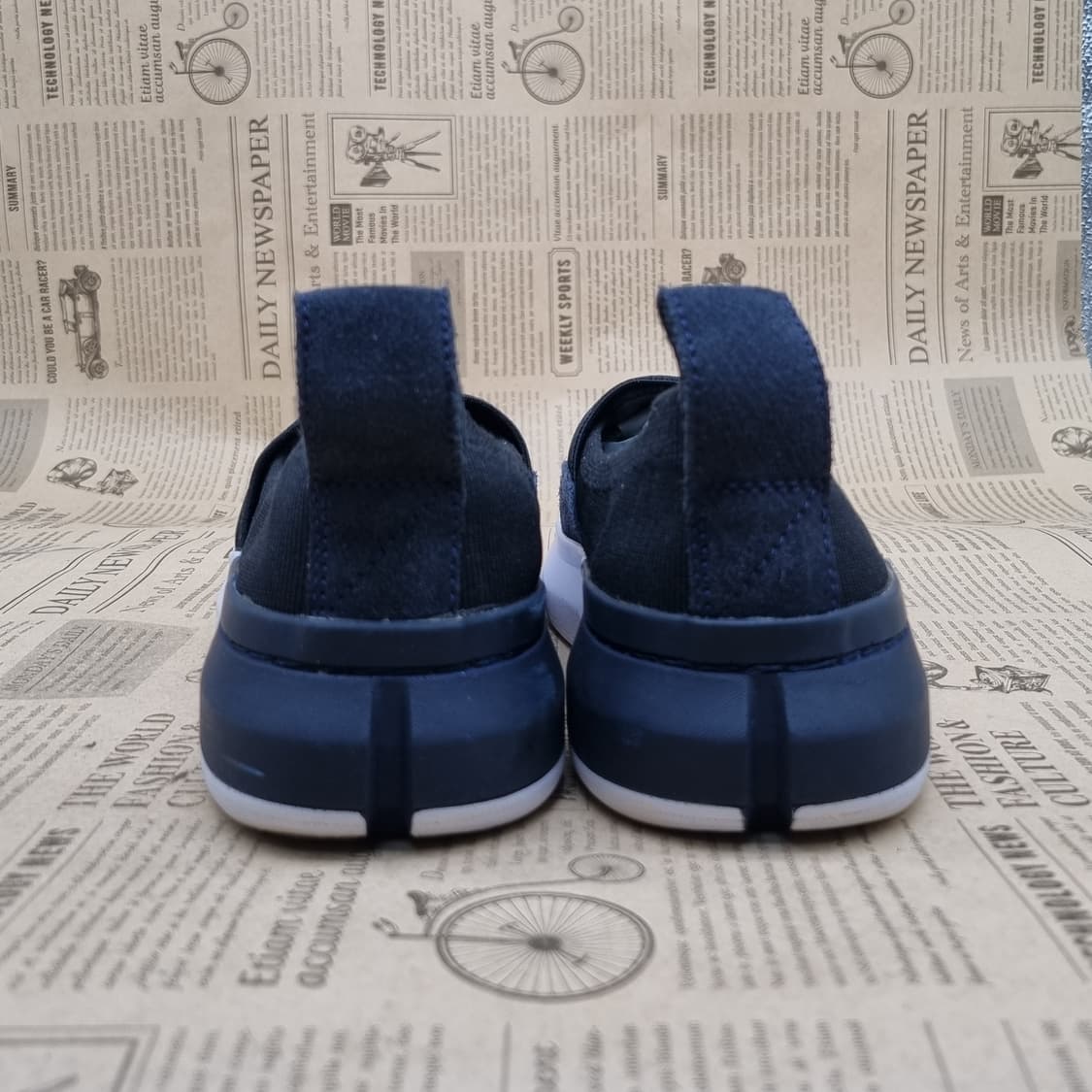 언더아머 컵솔 여성슬립온240  상품이미지4