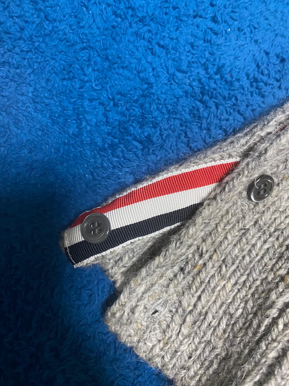 정품 25fw 톰브라운 케이블 니트 상품이미지6