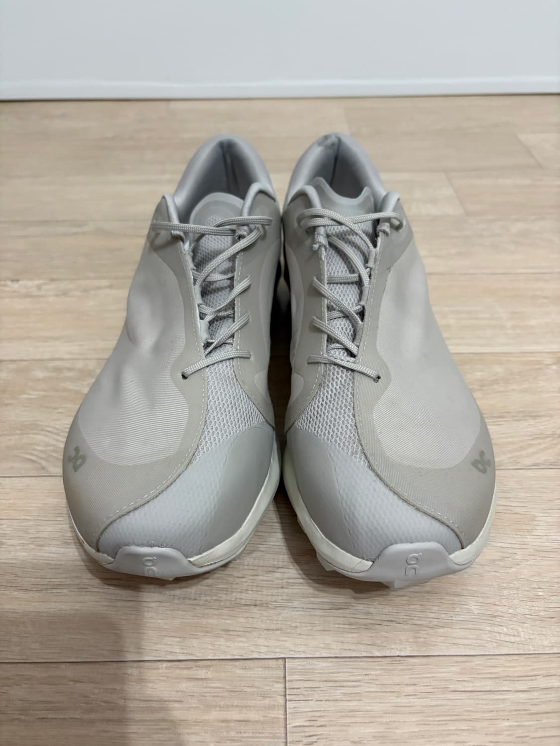 온 러닝 X 파프 / 클라우드벤쳐 피크 아이스 문 / 295 상품이미지4