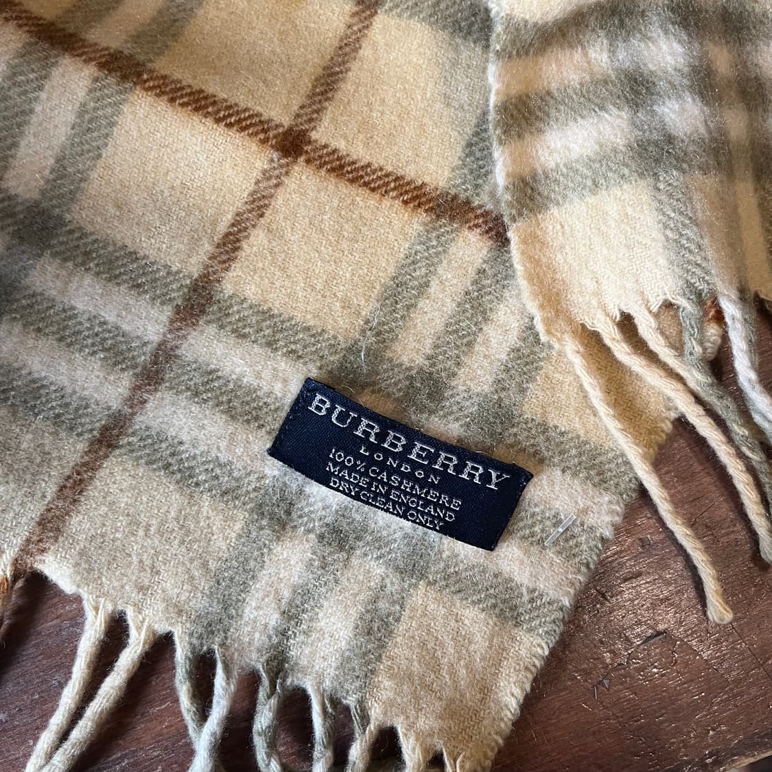 버버리 노바체크 캐시미어 머플러 상품이미지2