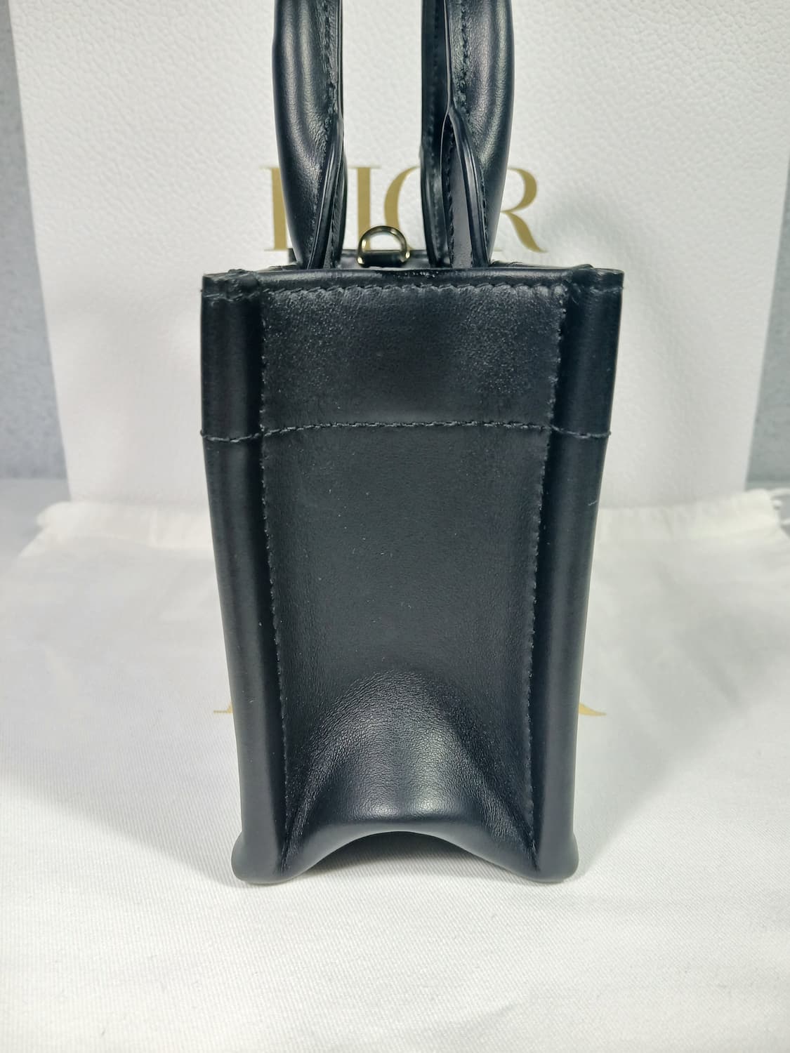 디올 매크로 까나쥬 북토트백 미니 S5573OWHP 상품이미지3