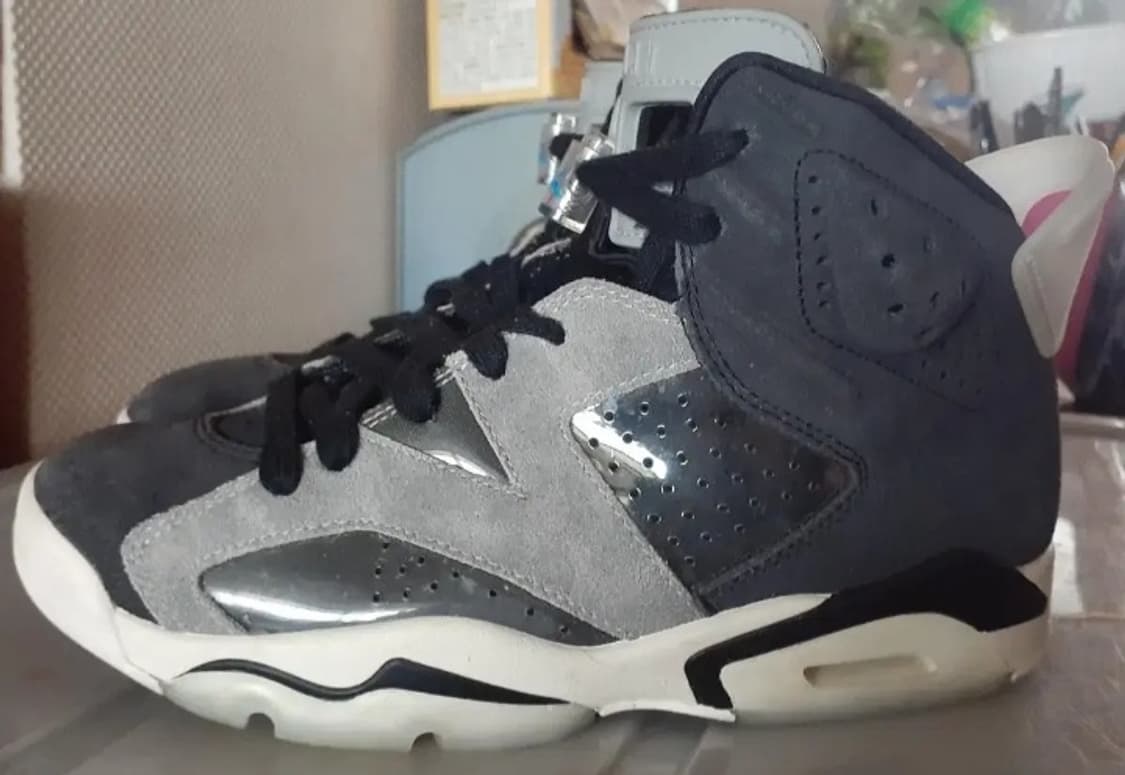 나이키 에어 조던 6 레트로 테크 크롬 250 상품이미지1