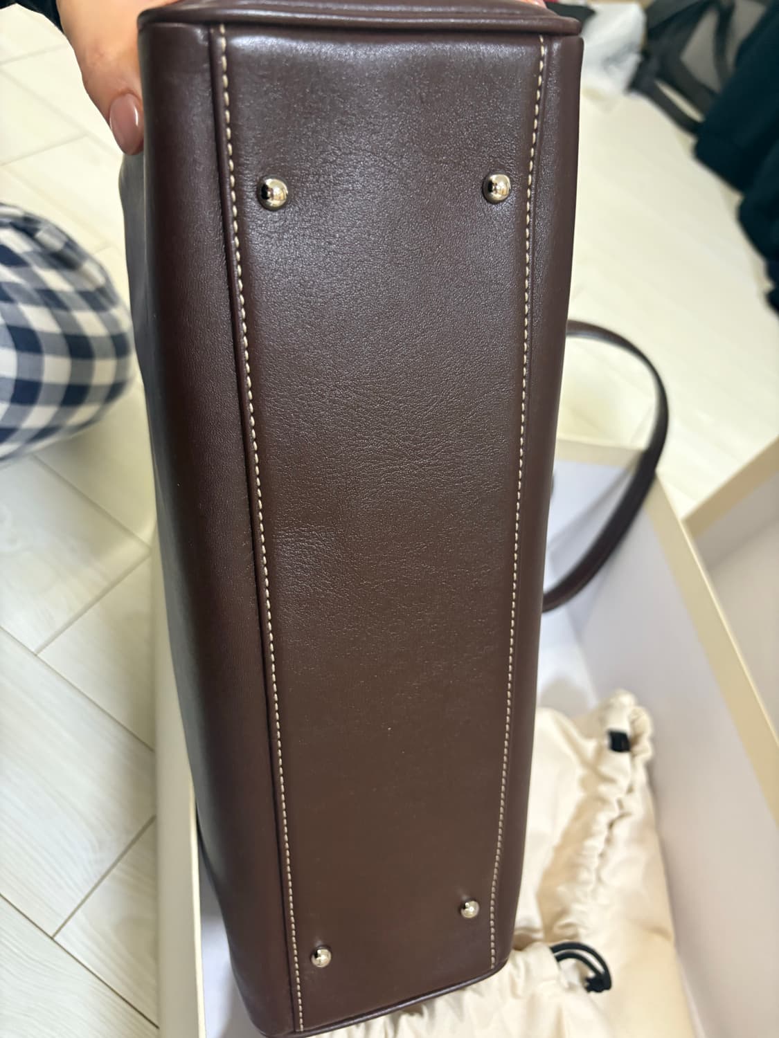 투티에 로케백 롱핸들 브라운 상품이미지4