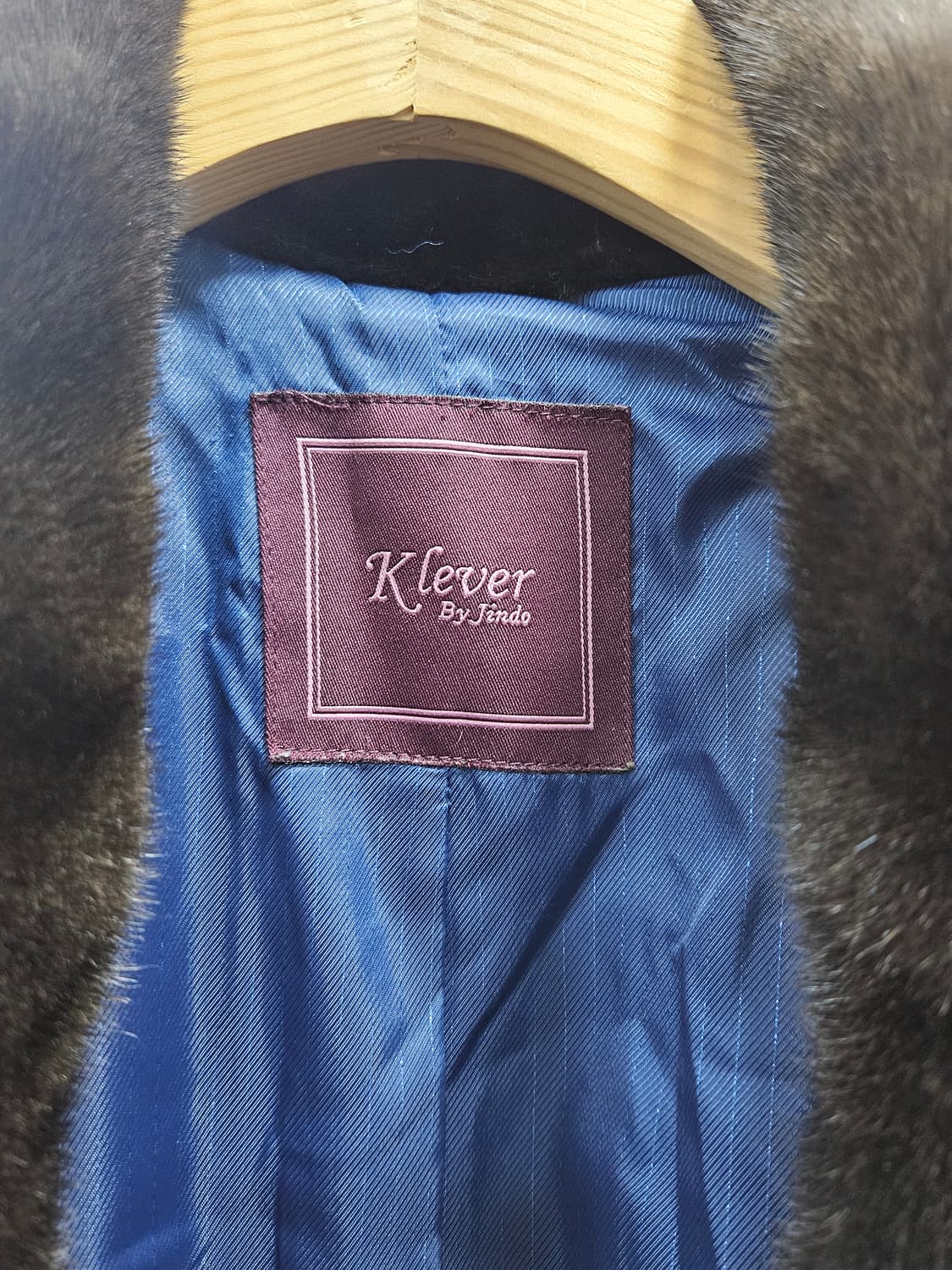 진도 끌레베(Klever) 카라 밍크트리밍 울알파카 롱코트 상품이미지3