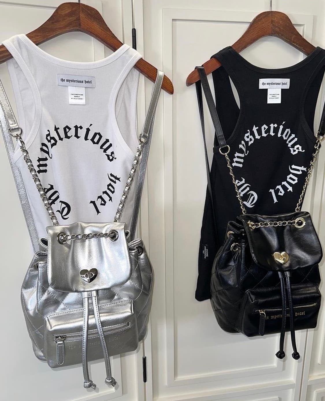 [새상품] 더 미스테리어스 호텔 소가죽 퀼팅백 실버 상품이미지4