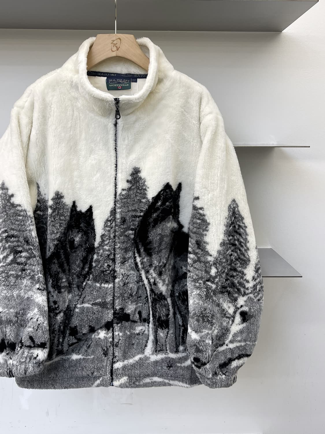 Sea To Sky Sportswear 울브스 앤 로키 마운틴 플리스 상품이미지3