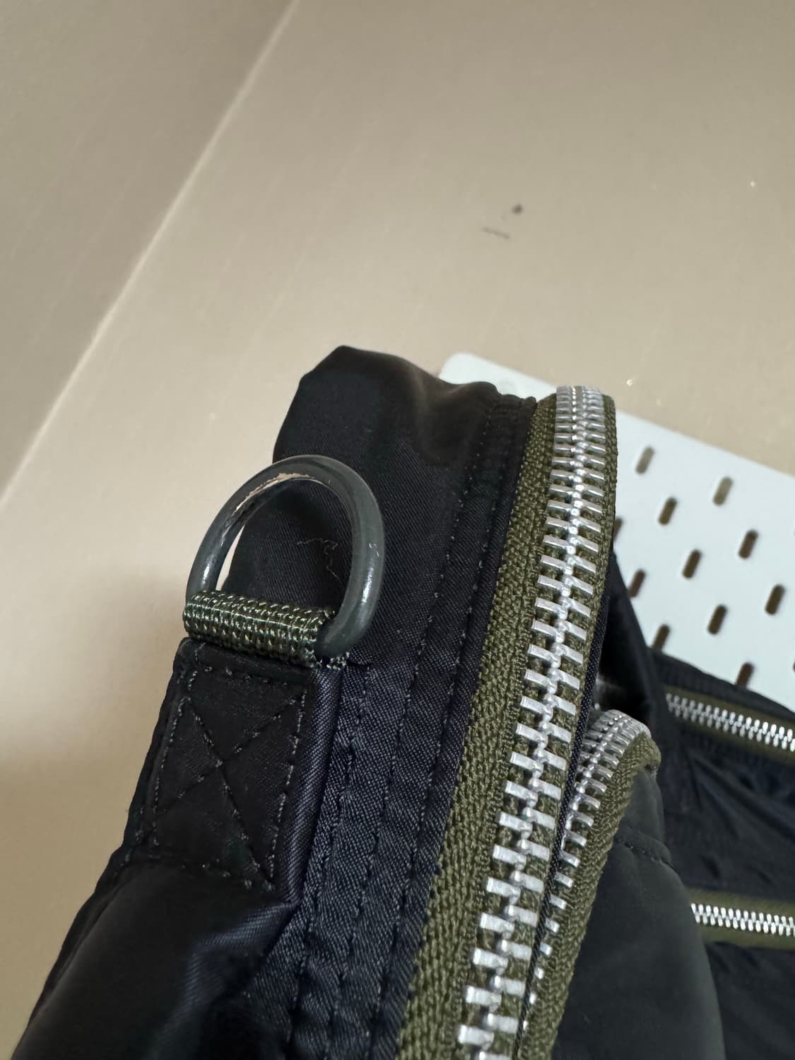 요시다포터 px탱커 3way 리콘백과 별매 스트랩 판매합니다 상품이미지5