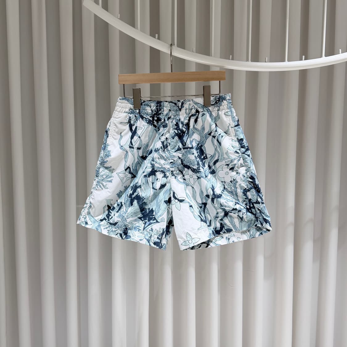 (S/S) / 루이비통 모노그램 아쿠아가든 스윔 쇼츠 블루 팬츠 상품이미지1