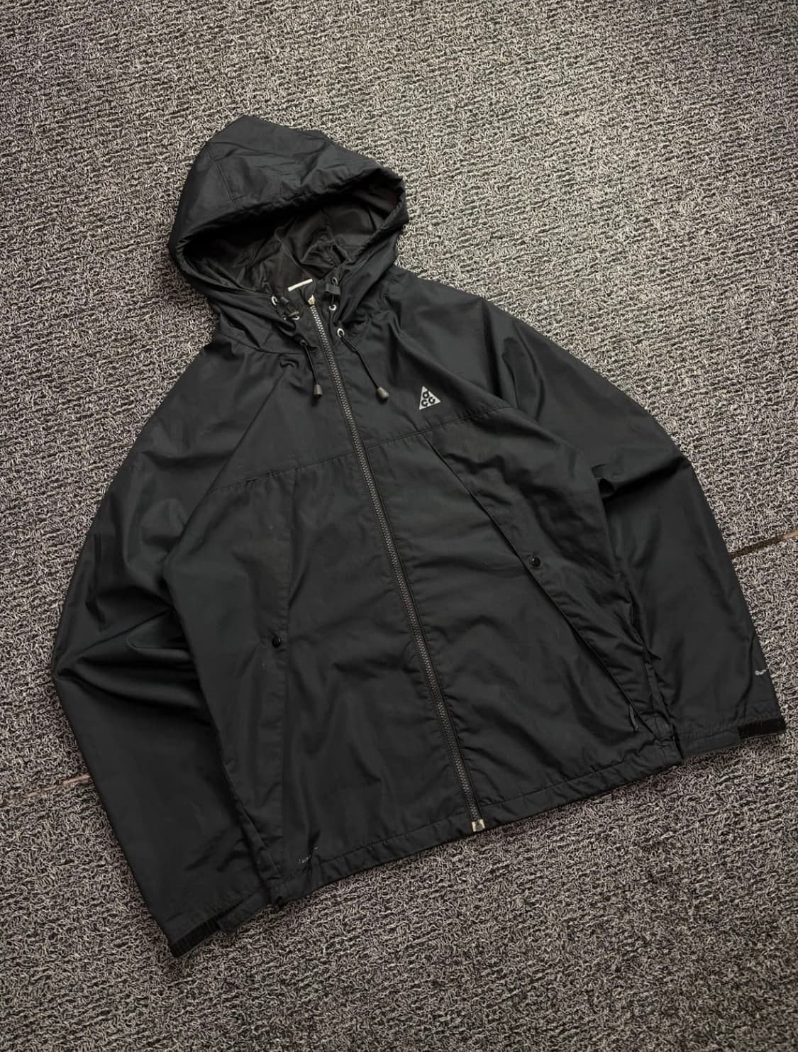 나이키 ACG 블랙 올드스쿨 바람막이 자켓 3133 상품이미지1