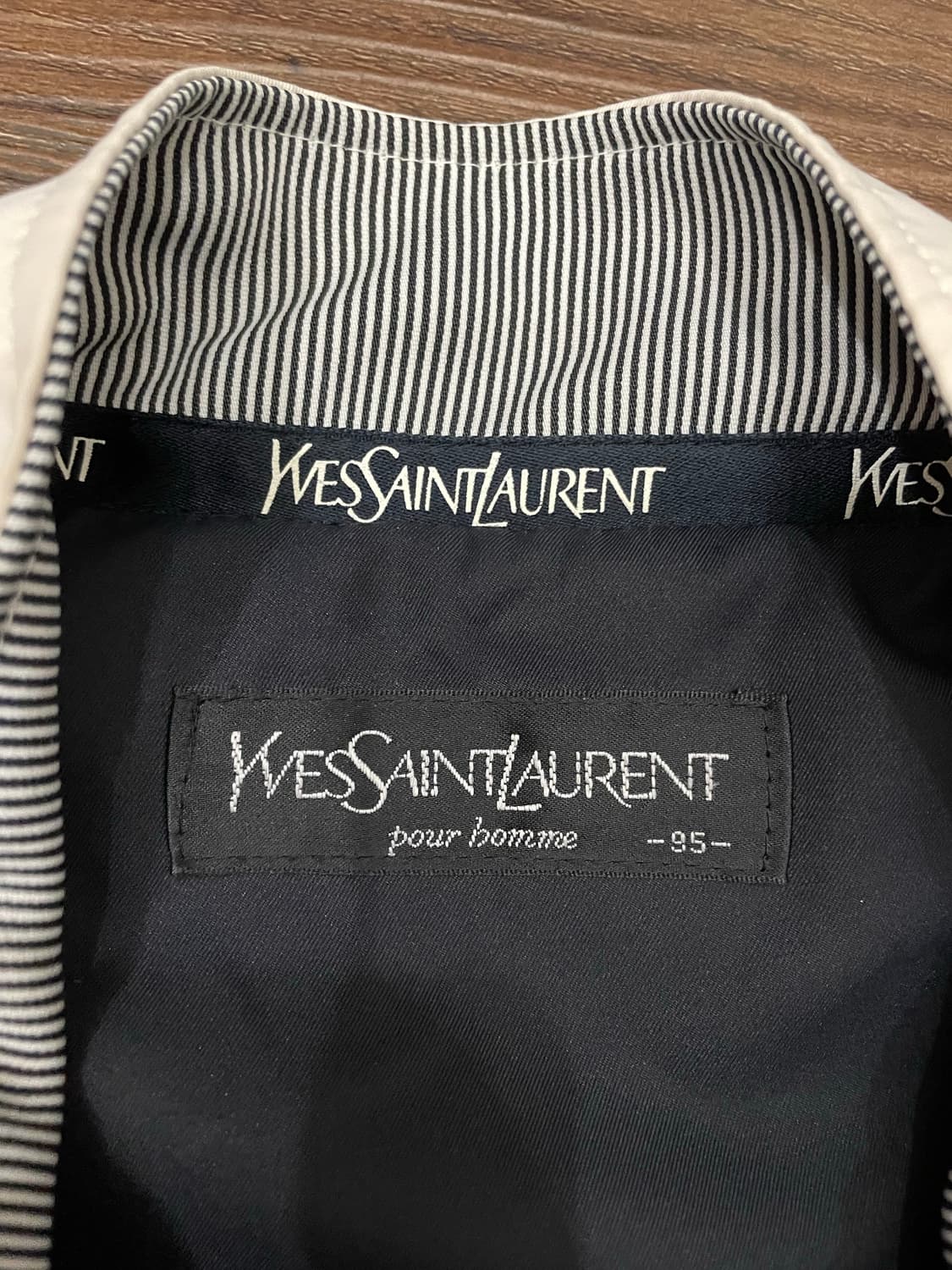 입생로랑 YSL 자수로고 폴리쉘 블루종 자켓 상품이미지9