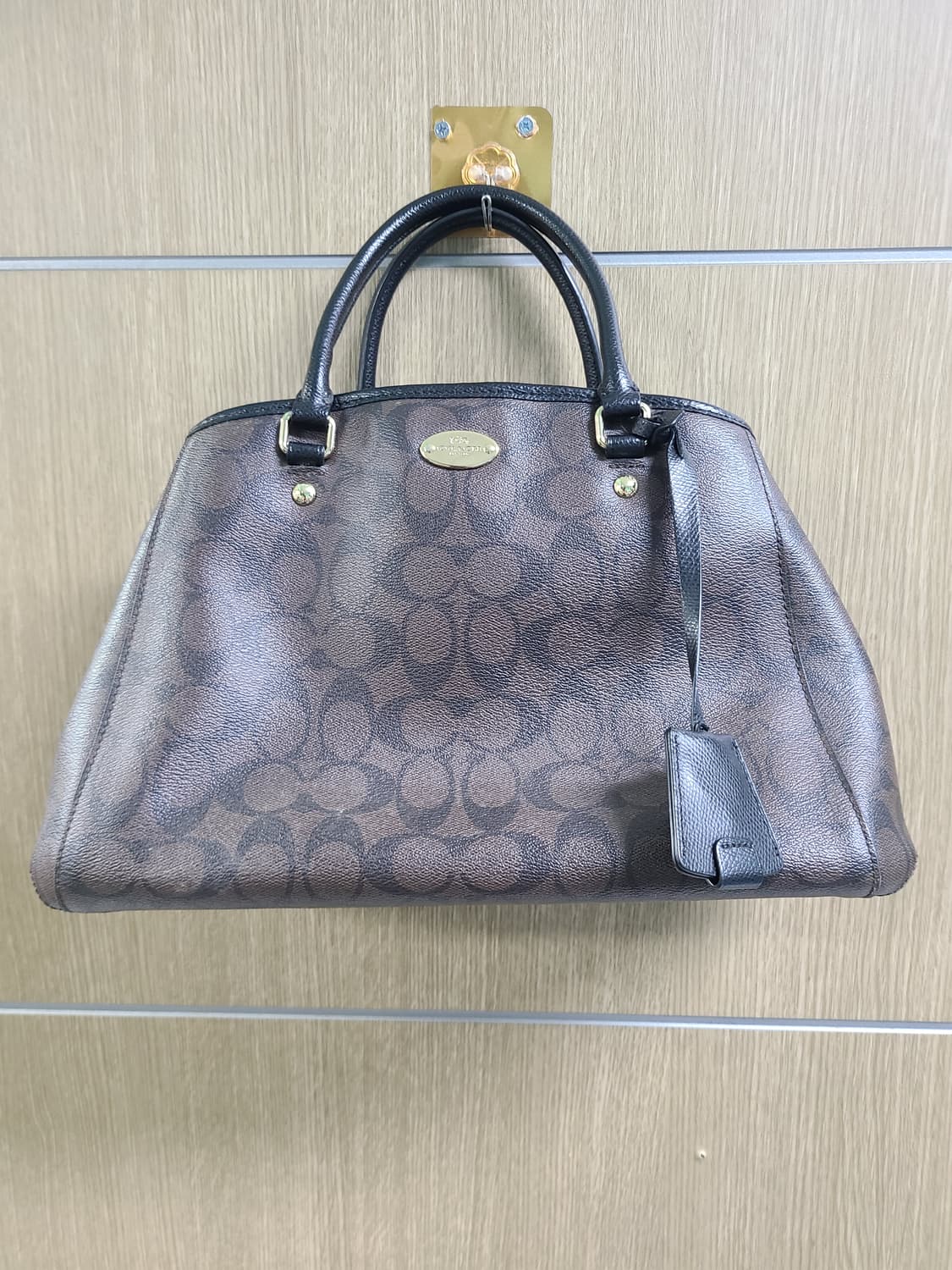 코치 시그니처 토트백 상품이미지1