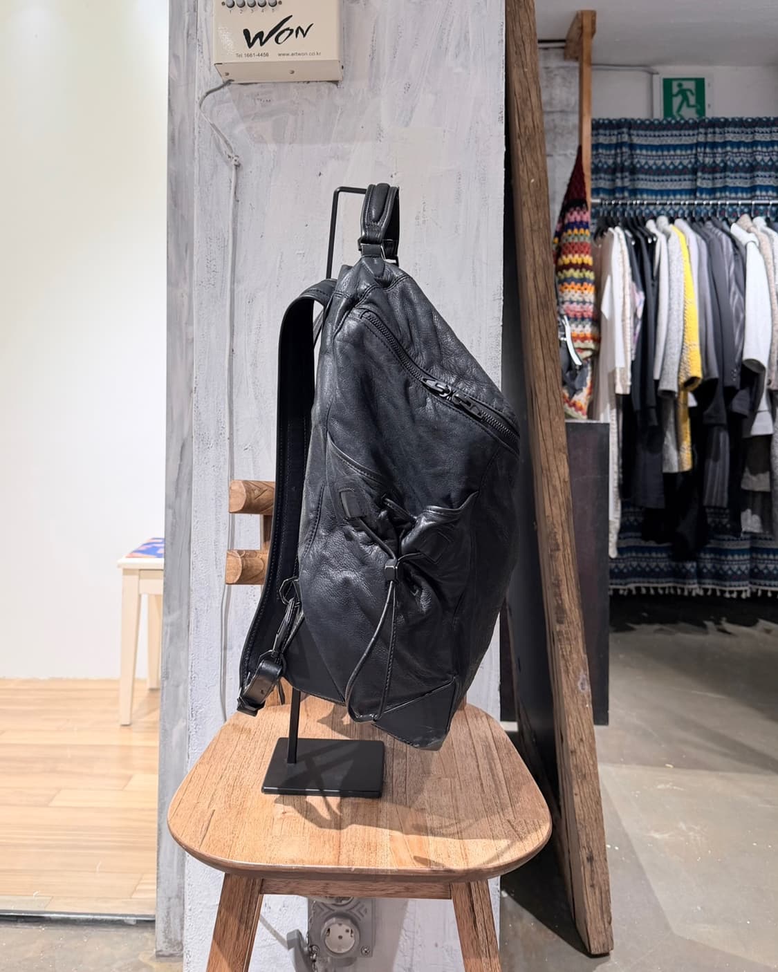 알렉산더 왕 블랙 월리 레더 백팩  상품이미지5