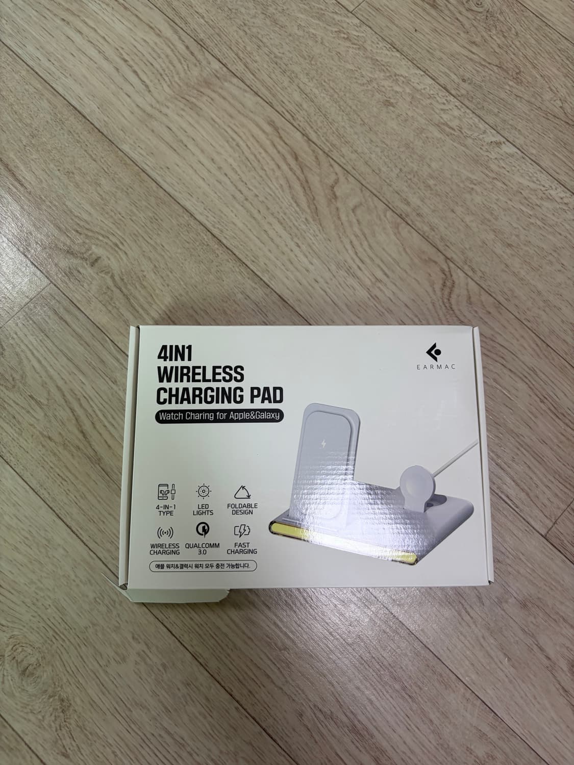이어맥 4in1 무드등 무선충전패드 15W 고속 충전기 상품이미지1