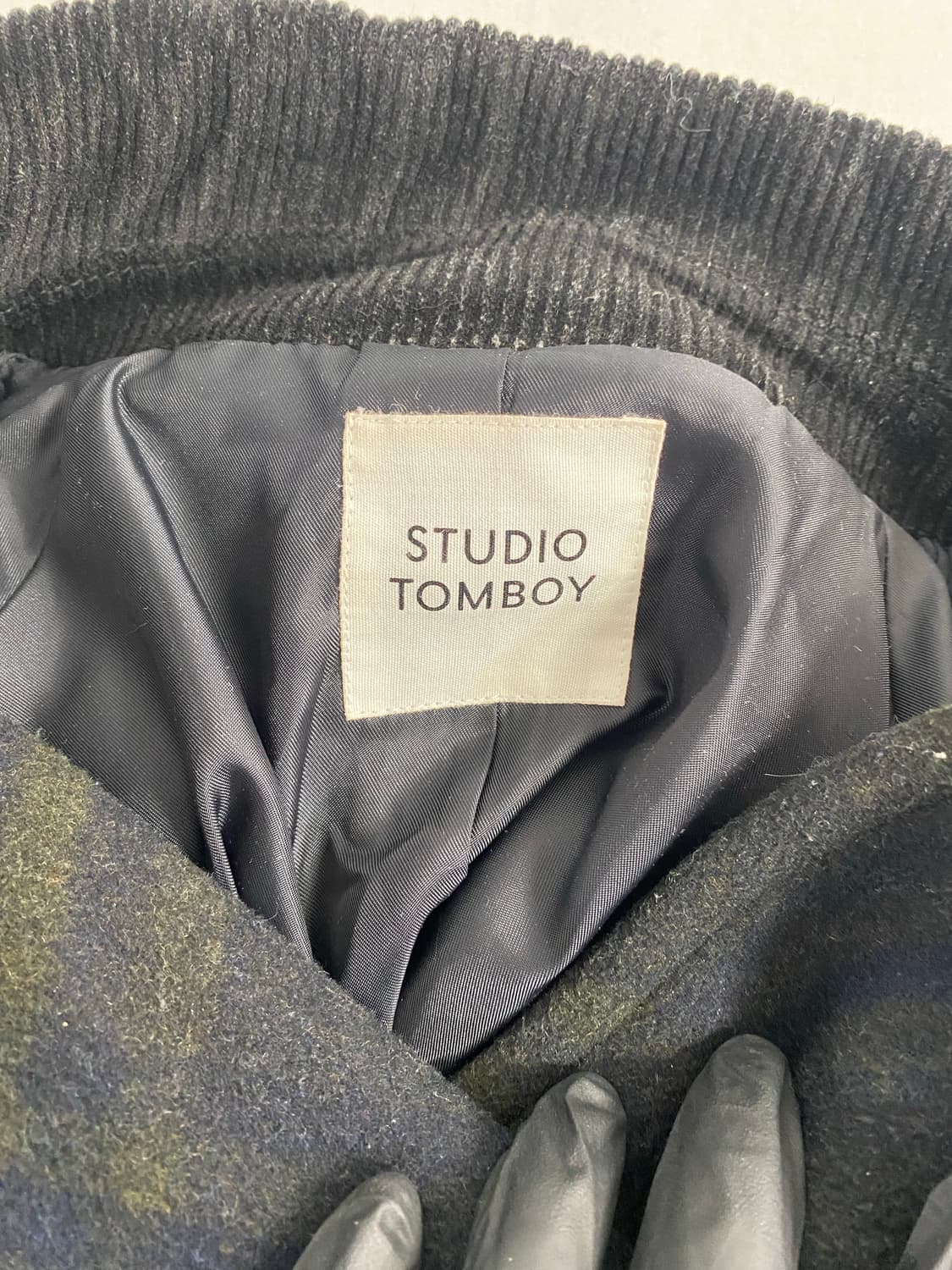 스튜디오 톰보이 블랙와치 체크 울 숏코트 상품이미지4