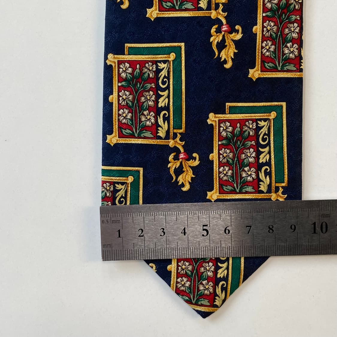 크리스찬 디올(Dior) 정품 명품넥타이 상품이미지8