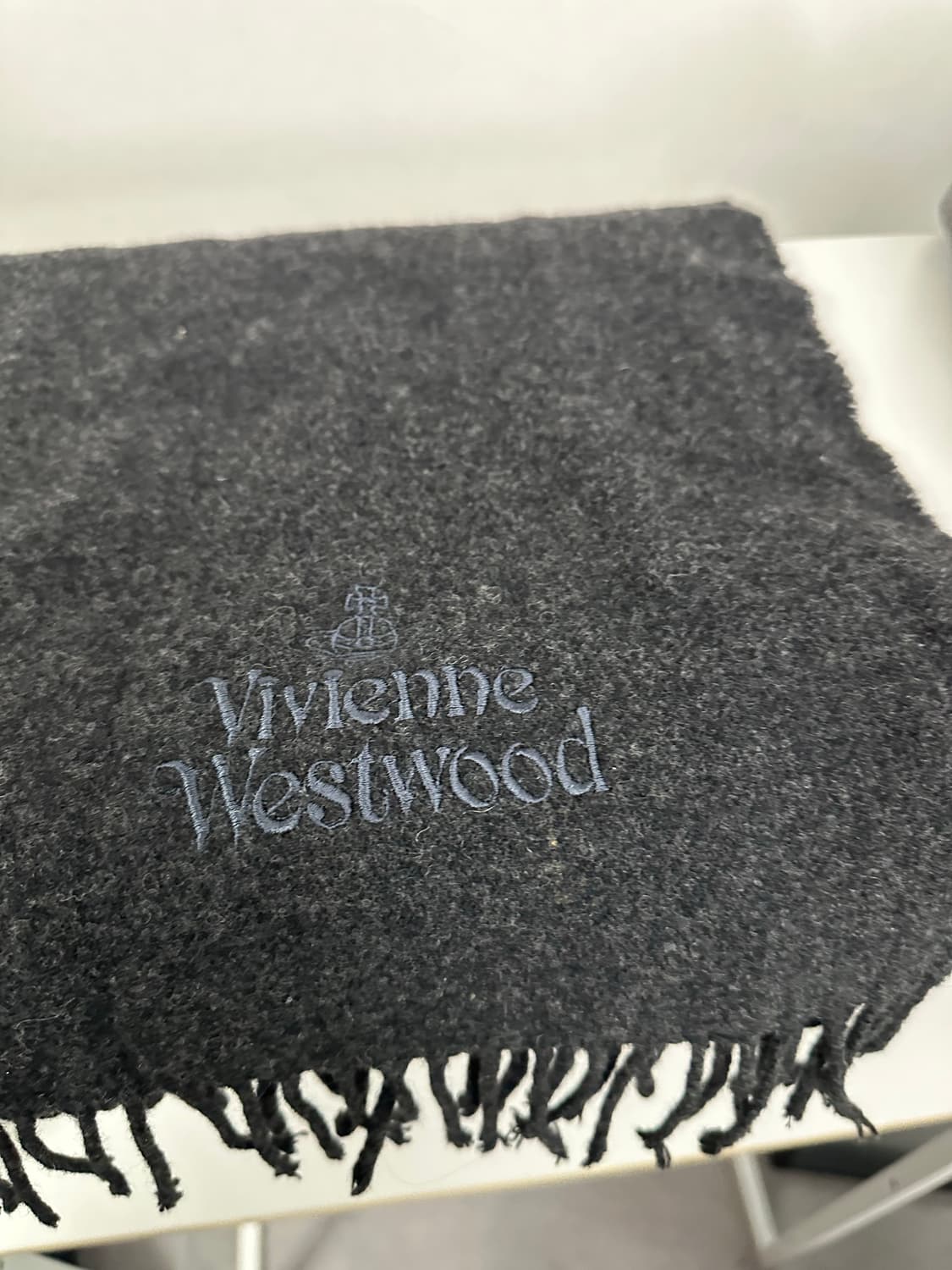 비비안 웨스트 머플러 상품이미지3