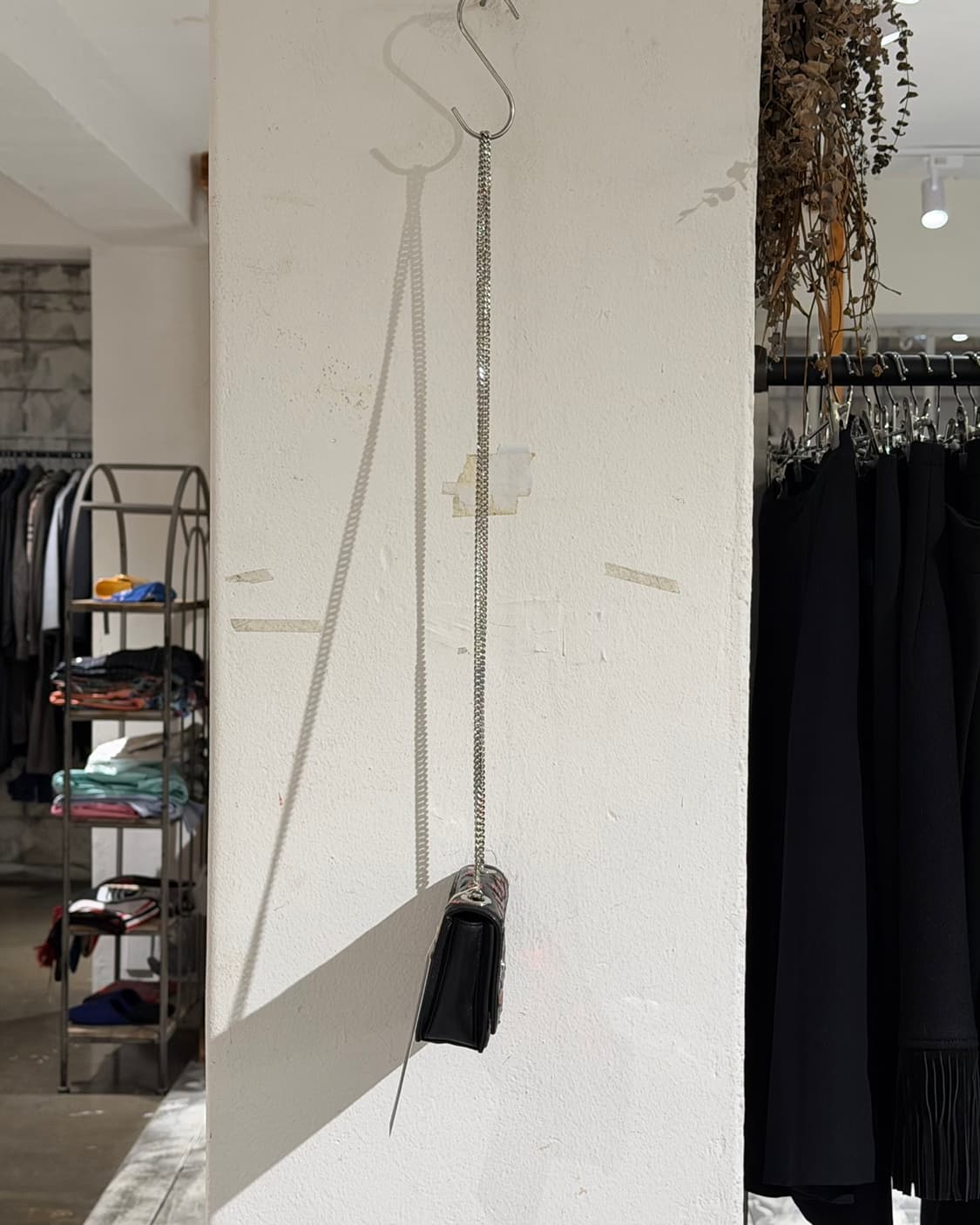 베르수스 베르사체 블랙 레오파드 라 메두사 미니 크로스백 상품이미지3