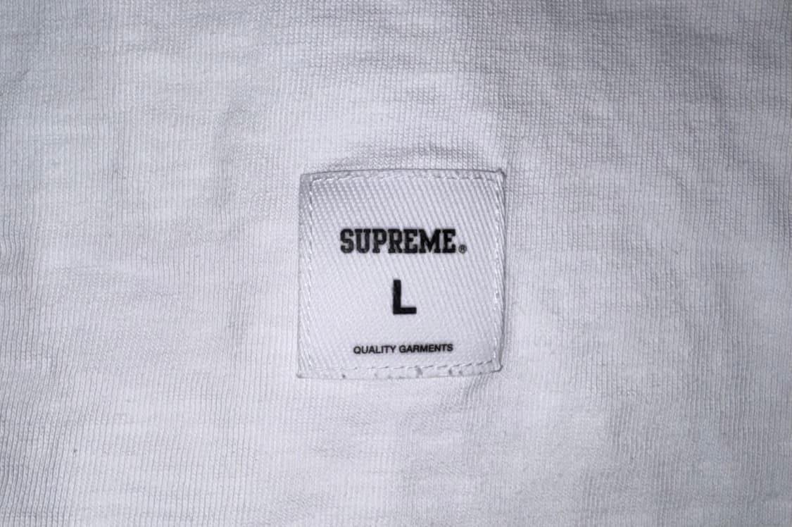 [L] 슈프림(Supreme) 24FW 자수 로고 반팔 티셔츠 상품이미지5