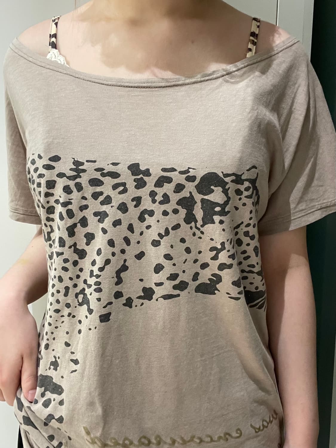 오네갸루 레오파드 티셔츠 상품이미지1