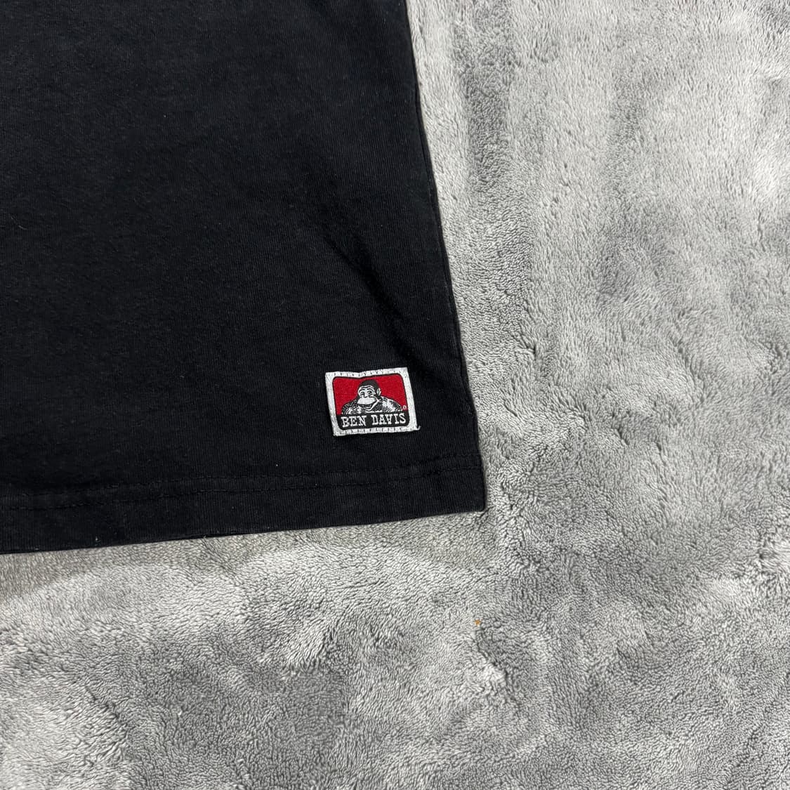 벤데이비스 자수로고 백프린팅 반팔티 상품이미지4