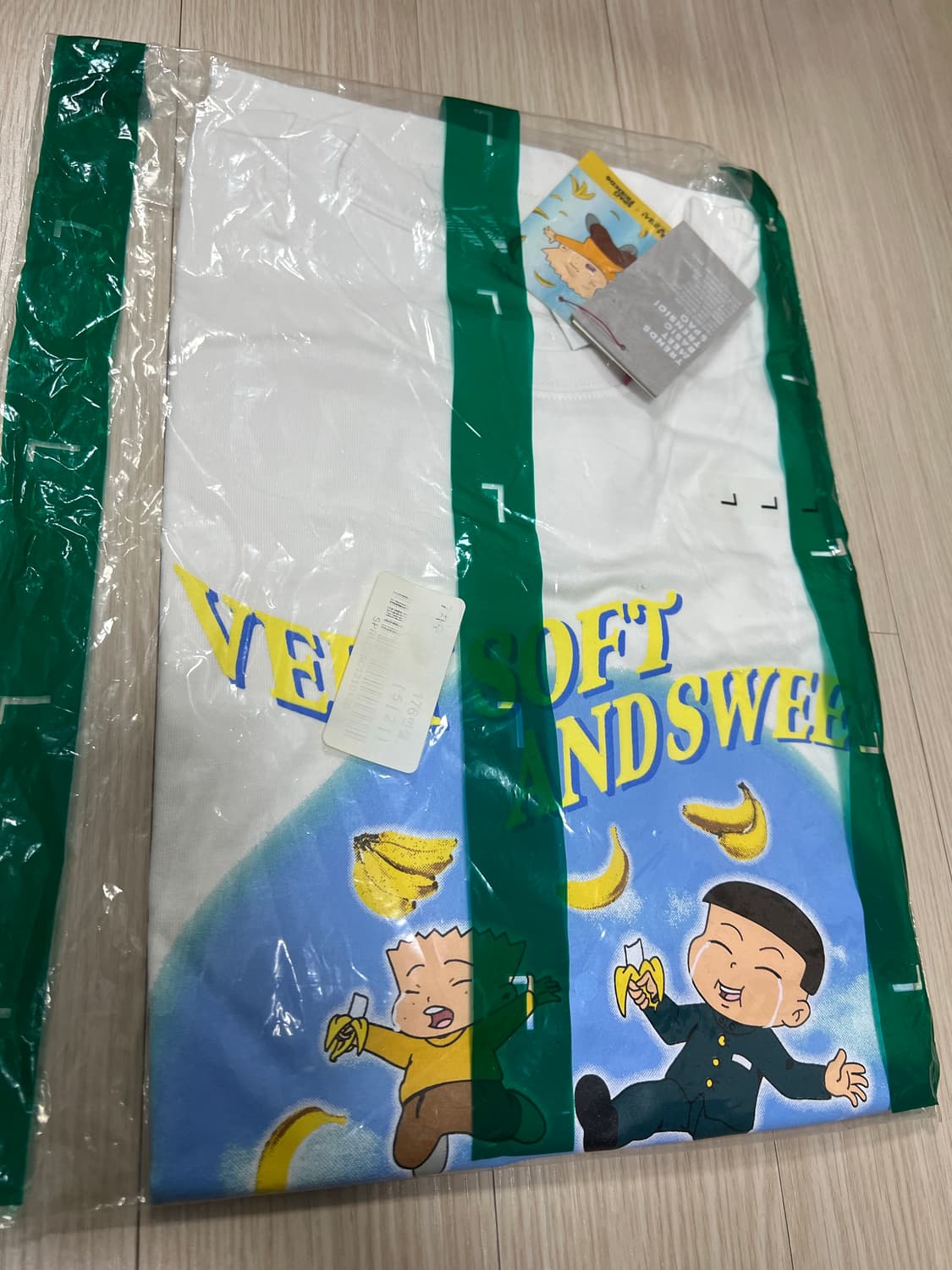 [새제품] 스파오 검정고무신 기영기철 바나나 티셔츠L 상품이미지2