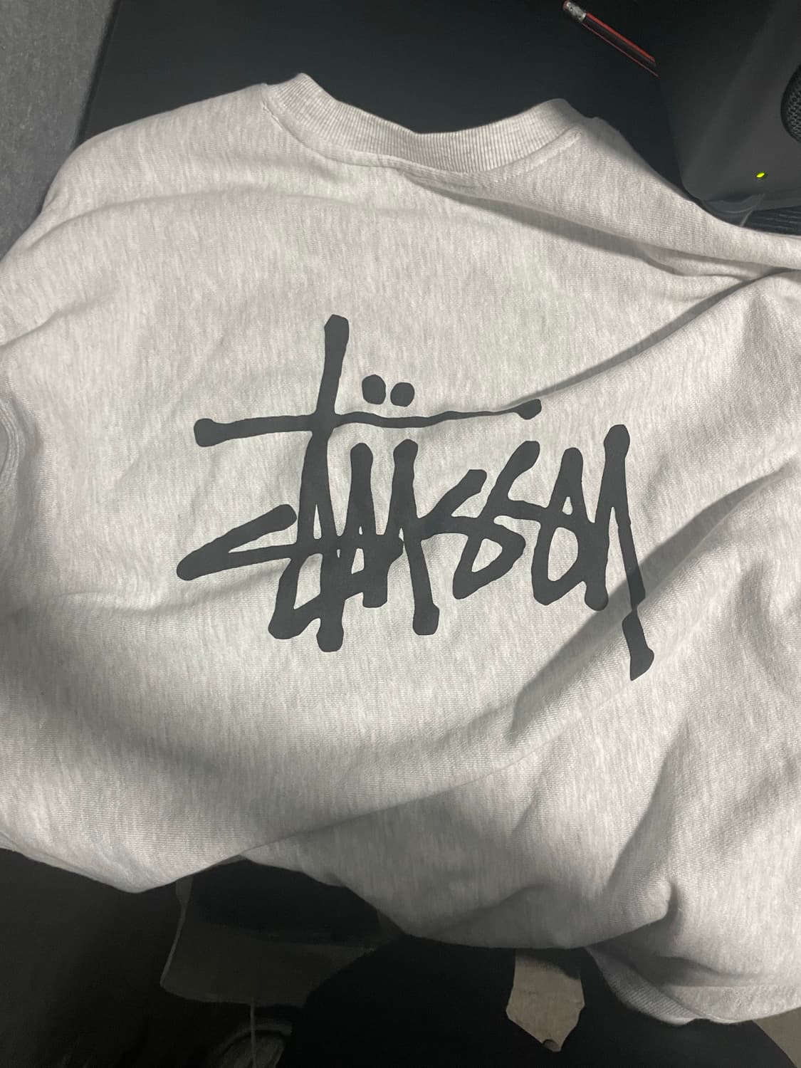 스투시 베이직 맨투맨 상품이미지1