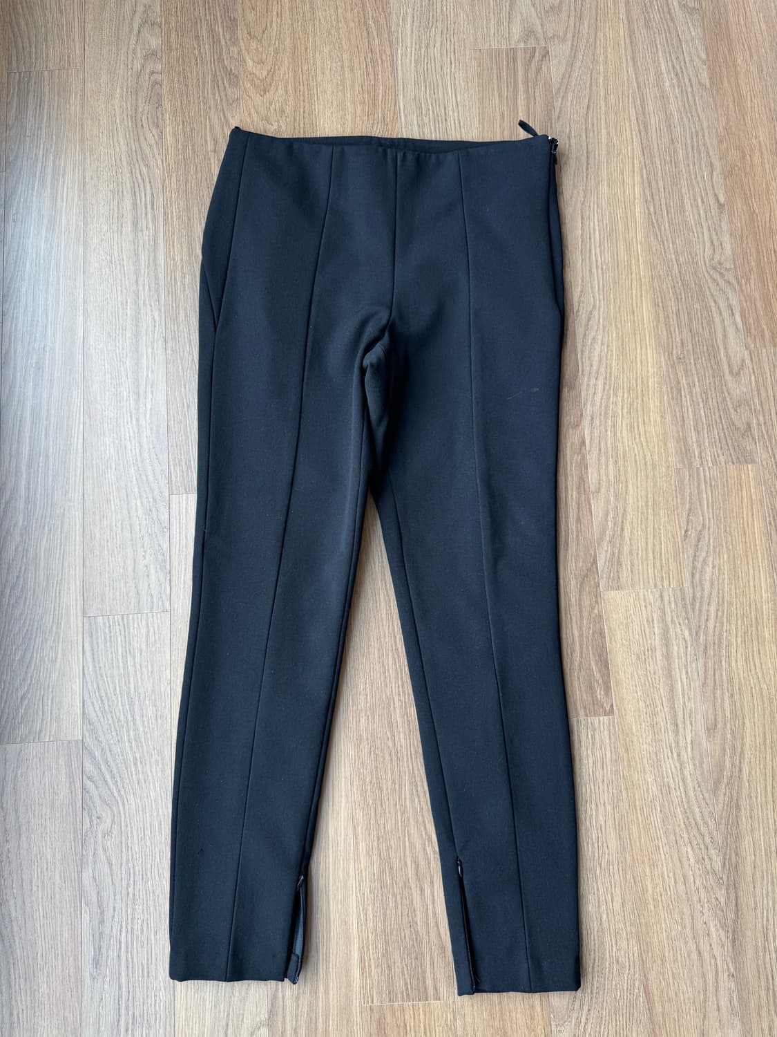 [프라다] 블랙 슬림 팬츠 앵클 지퍼 상품이미지1