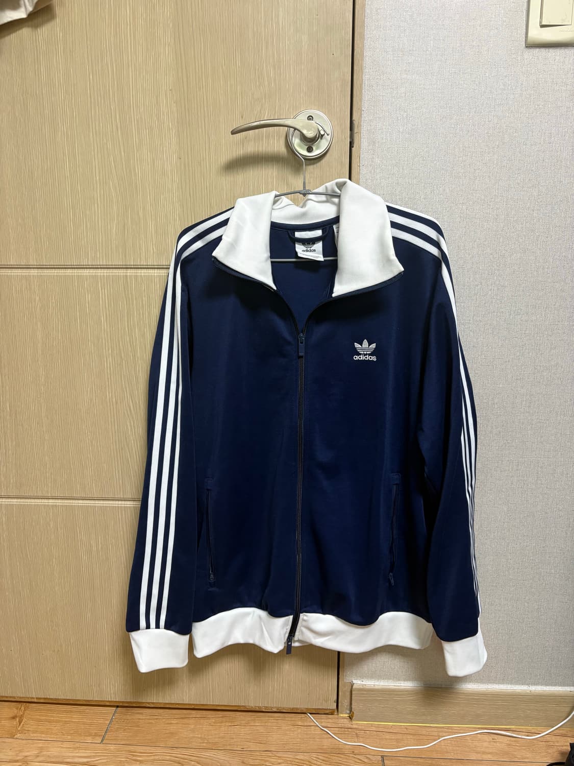 아디다스 클래식 베켄바우어 트랙탑 상품이미지2